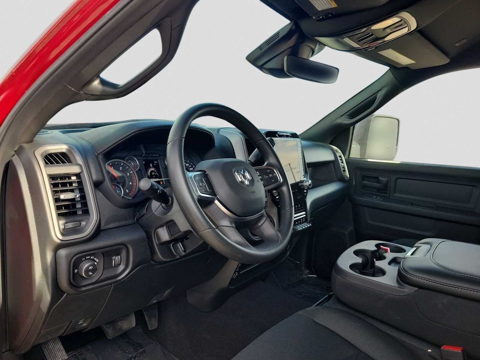 2026 RAM 2500 RAM 2500 TRADESMAN CREW CAB 4X4 6'4' BOX