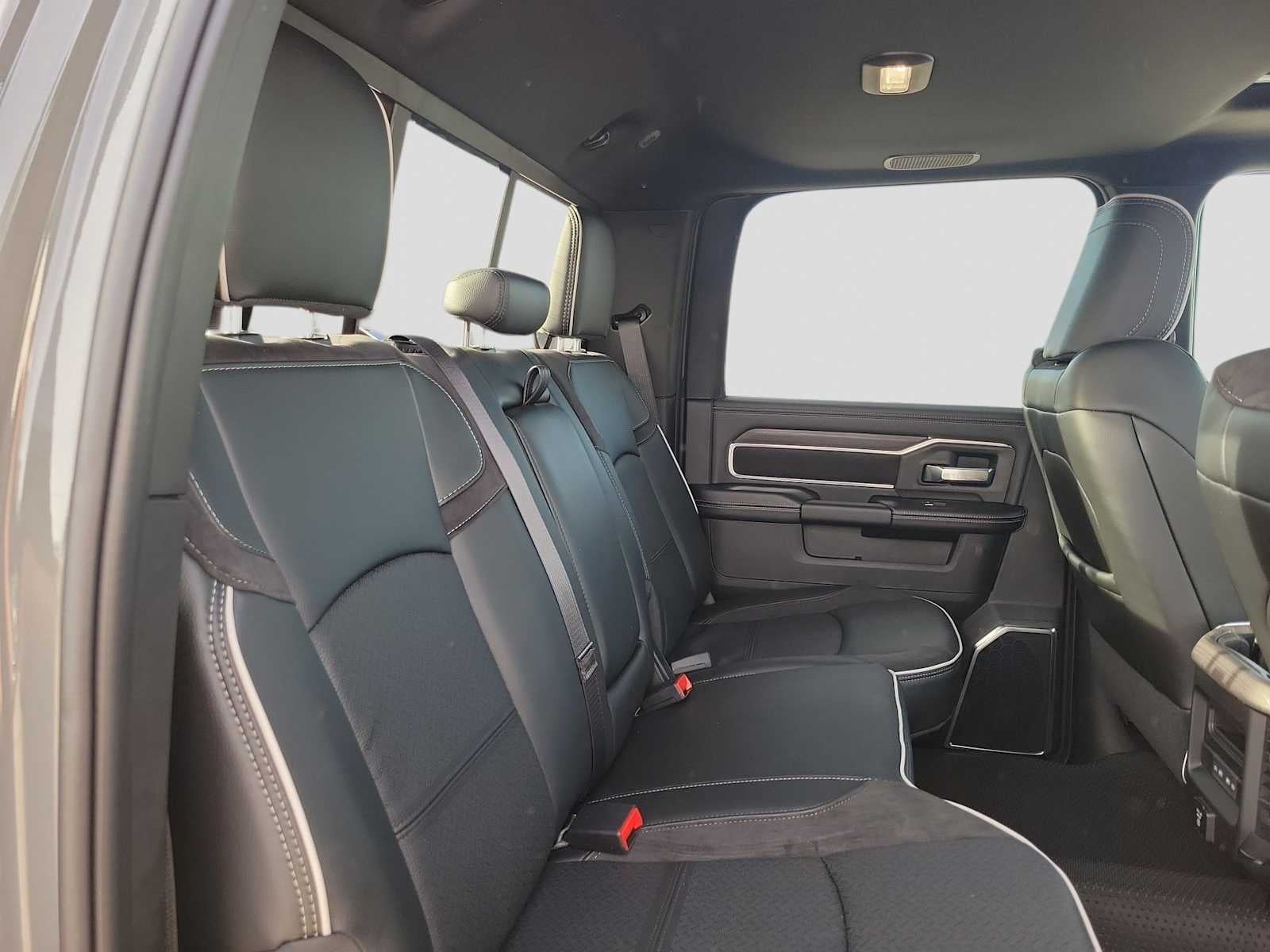 2026 RAM 2500 RAM 2500 LARAMIE CREW CAB 4X4 6'4' BOX