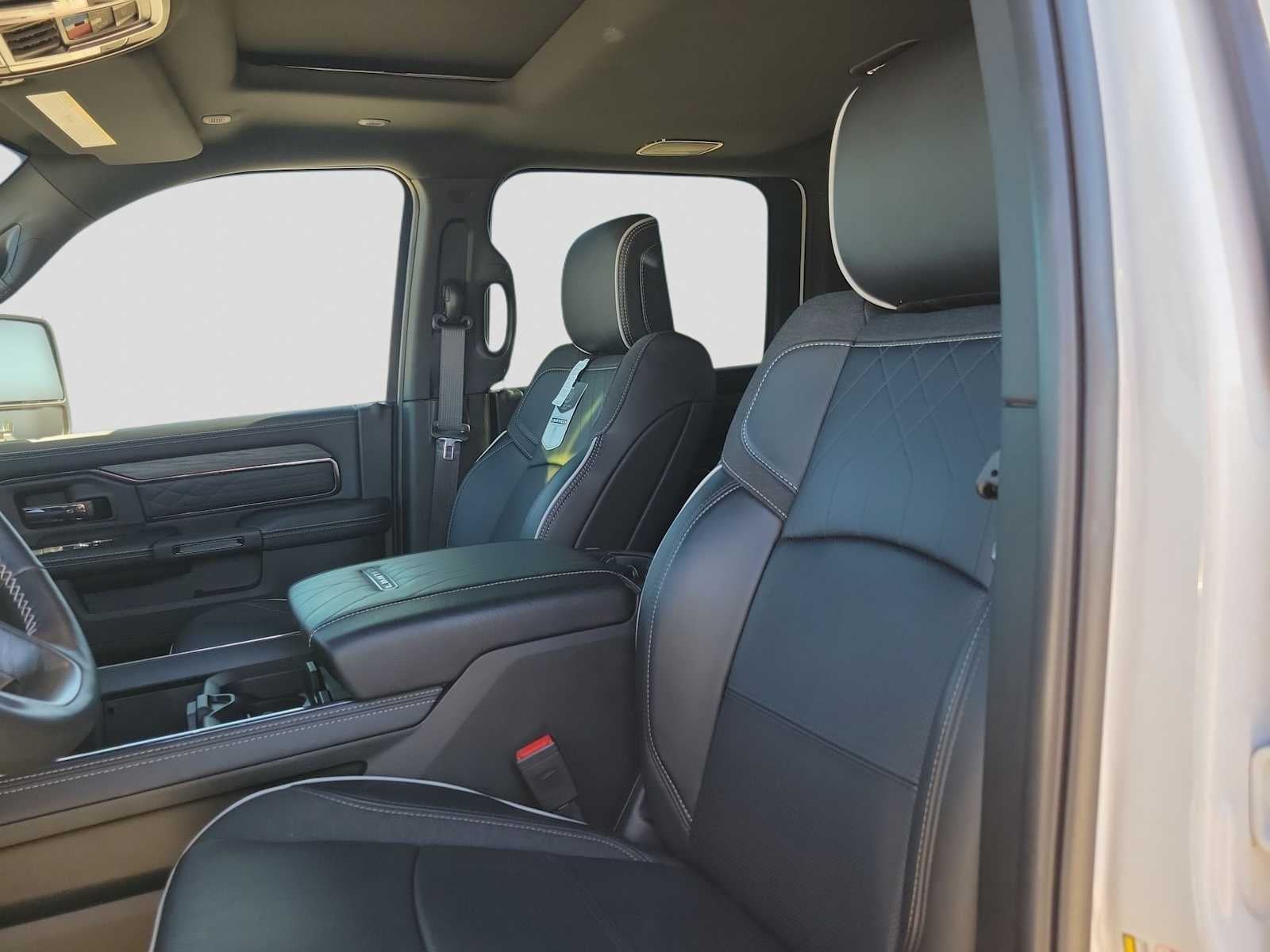 2025 RAM 2500 Limited Mega Cab 4x4 6'4' Box