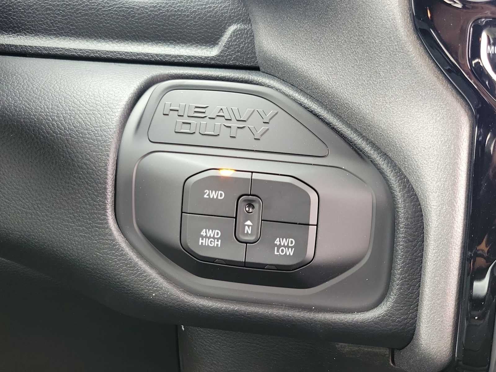 2026 RAM 3500 RAM 3500 TRADESMAN CREW CAB 4X4 8' BOX