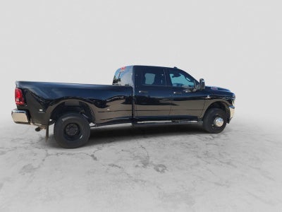 2026 RAM 3500 RAM 3500 TRADESMAN CREW CAB 4X4 8' BOX
