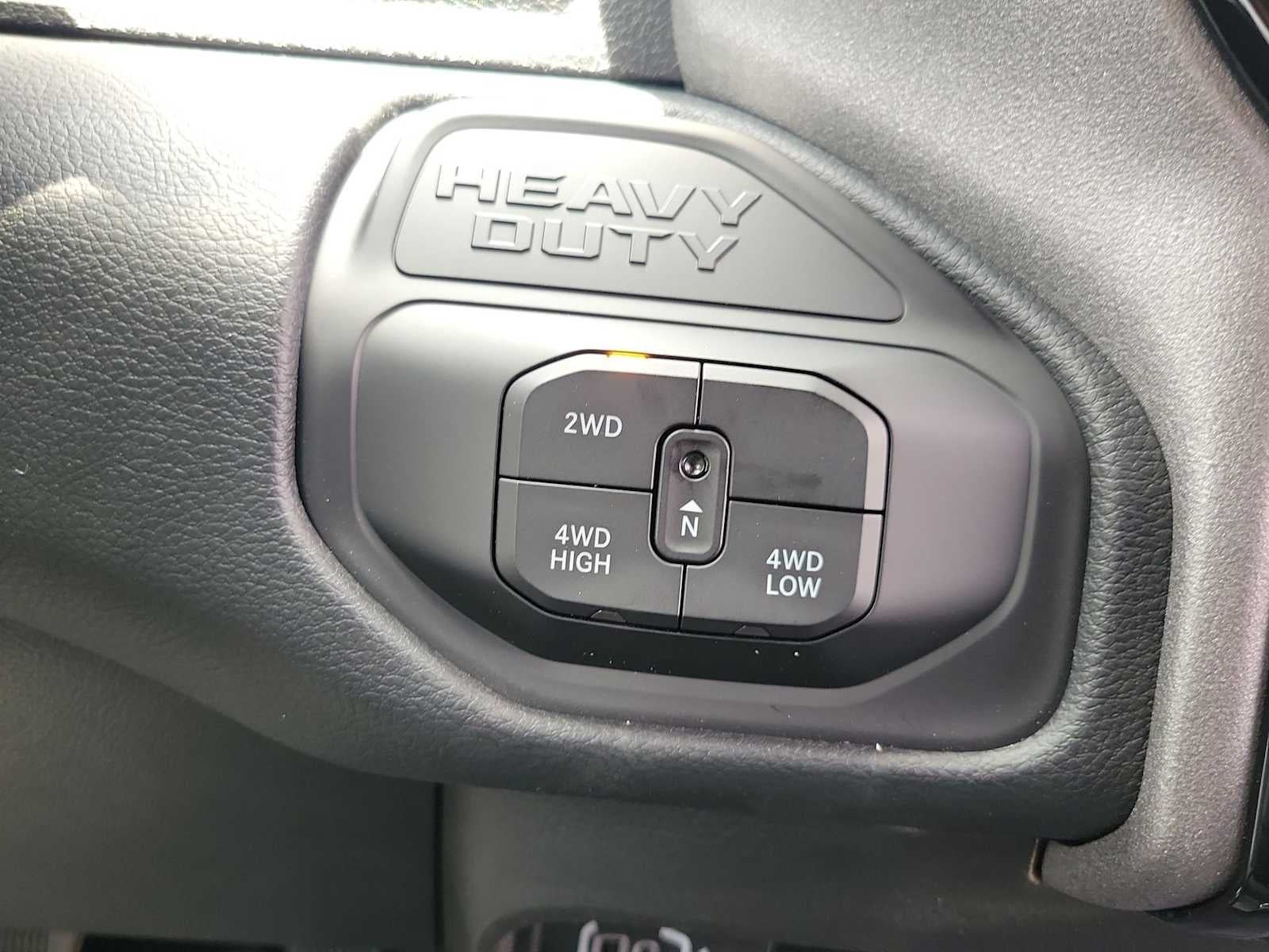 2026 RAM 3500 RAM 3500 TRADESMAN CREW CAB 4X4 8' BOX