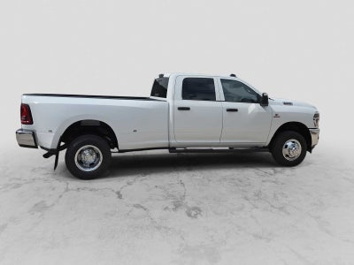 2026 RAM 3500 RAM 3500 TRADESMAN CREW CAB 4X4 8' BOX