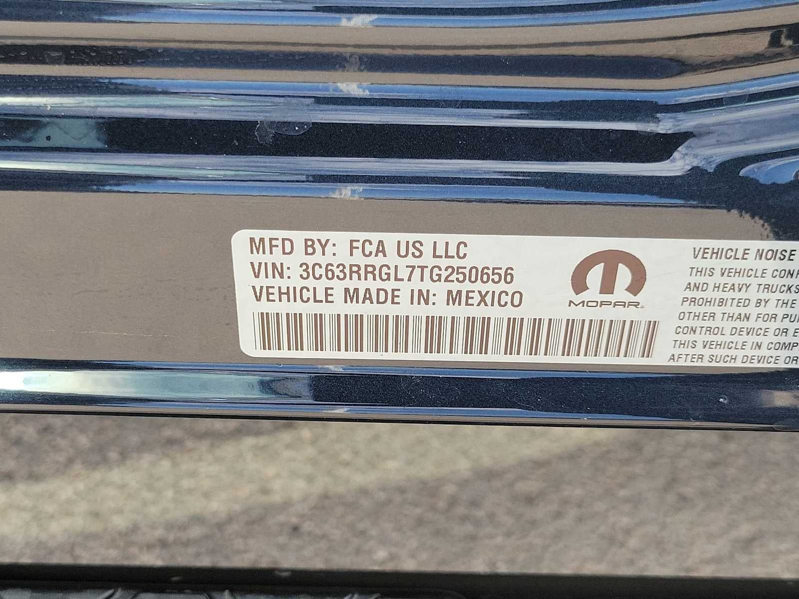 2026 RAM 3500 RAM 3500 TRADESMAN CREW CAB 4X4 8' BOX