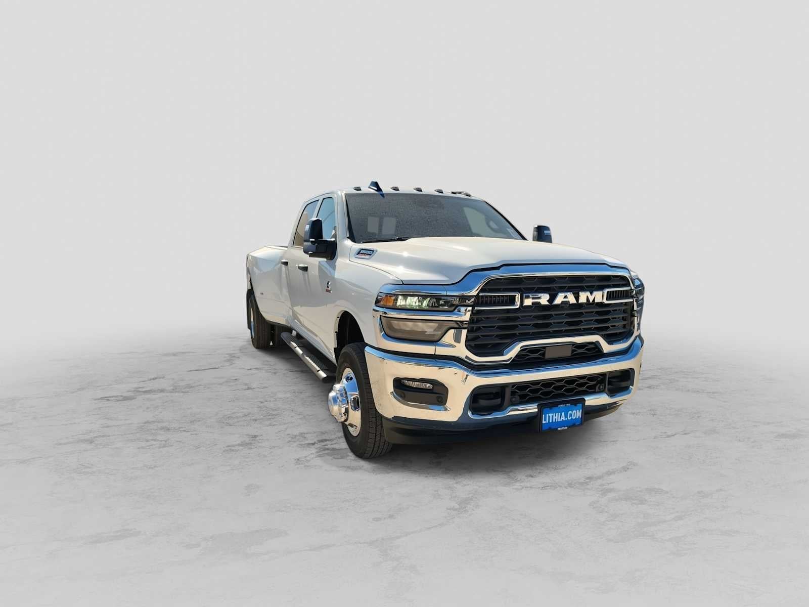 2026 RAM Ram 3500 RAM 3500 TRADESMAN CREW CAB 4X4 8' BOX