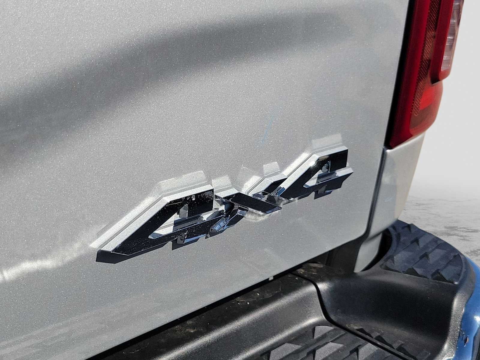 2026 RAM 3500 RAM 3500 TRADESMAN CREW CAB 4X4 8' BOX