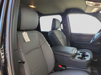 2026 RAM 3500 RAM 3500 TRADESMAN CREW CAB 4X4 8' BOX