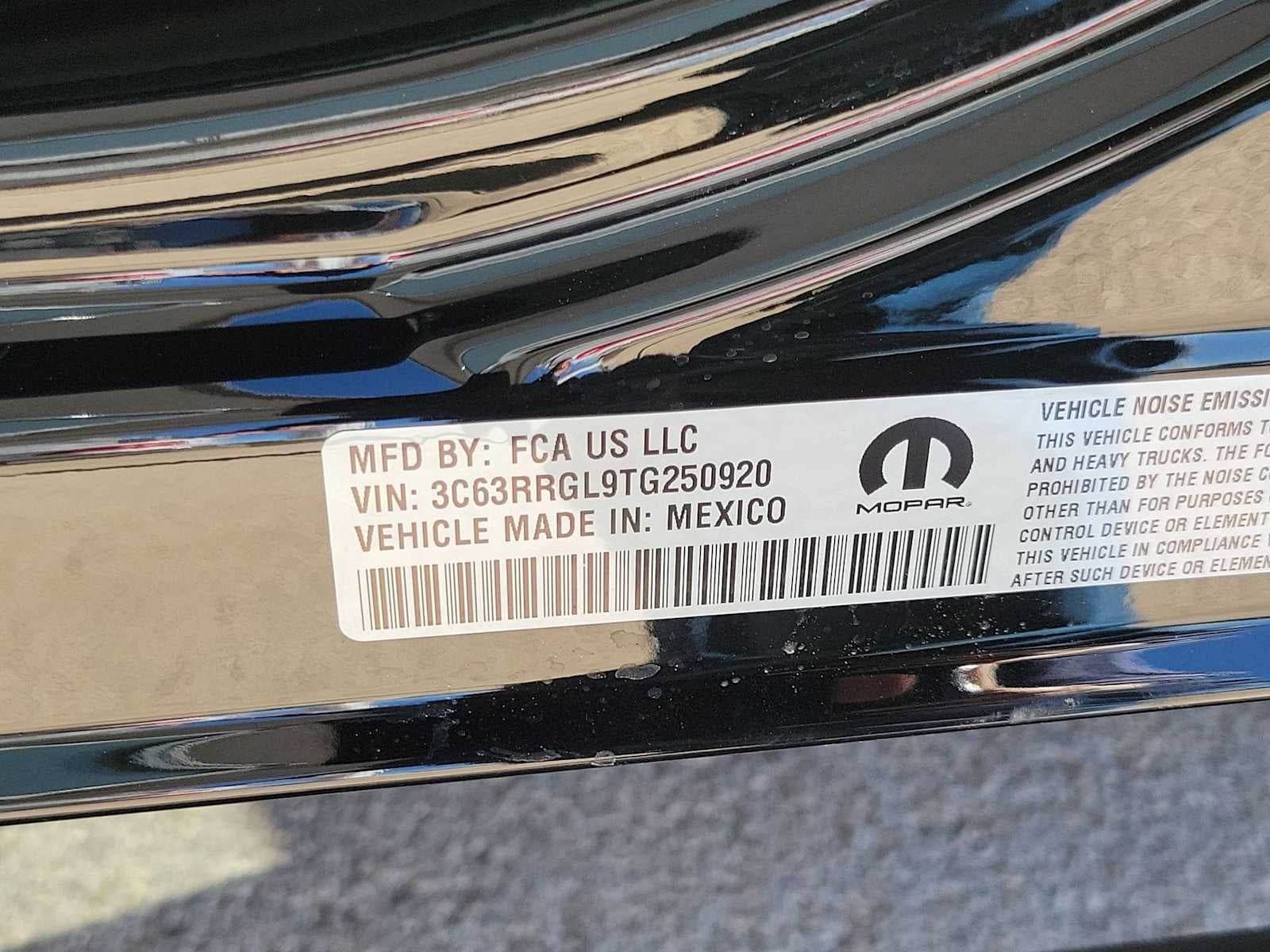 2026 RAM 3500 RAM 3500 TRADESMAN CREW CAB 4X4 8' BOX