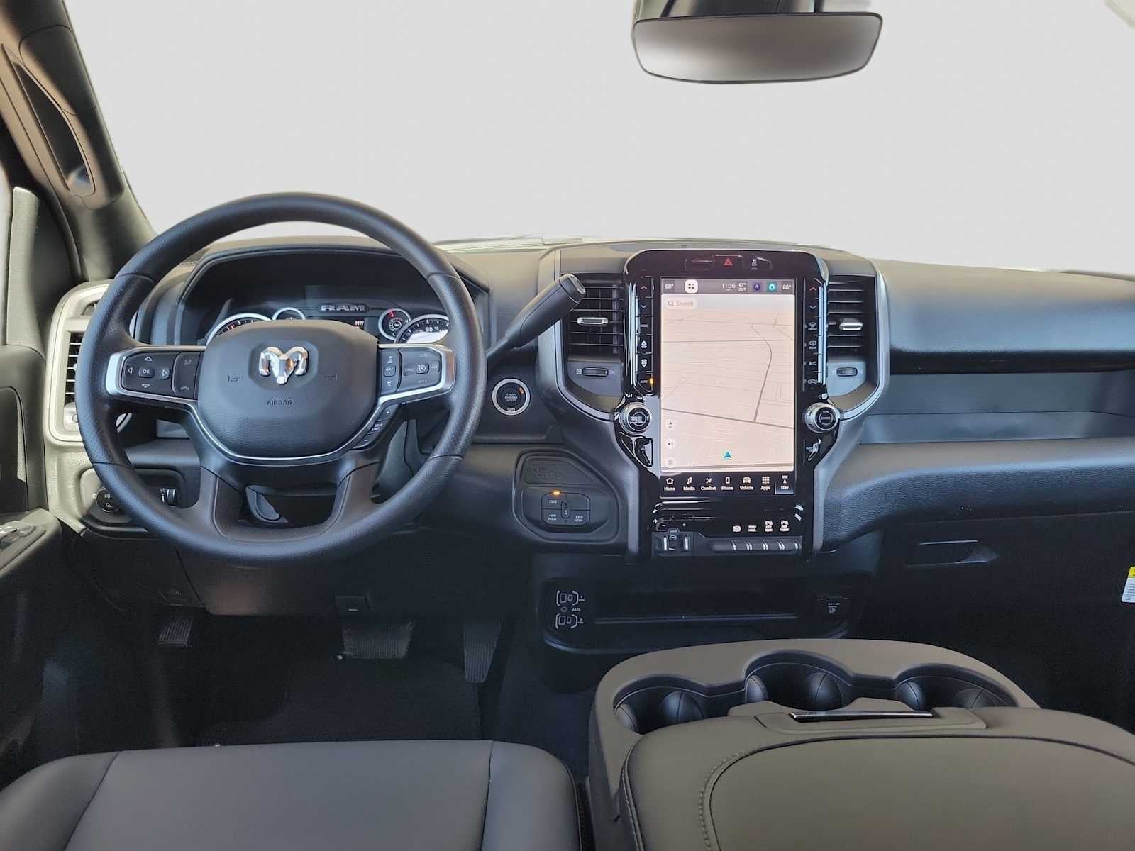 2026 RAM 3500 RAM 3500 TRADESMAN CREW CAB 4X4 8' BOX