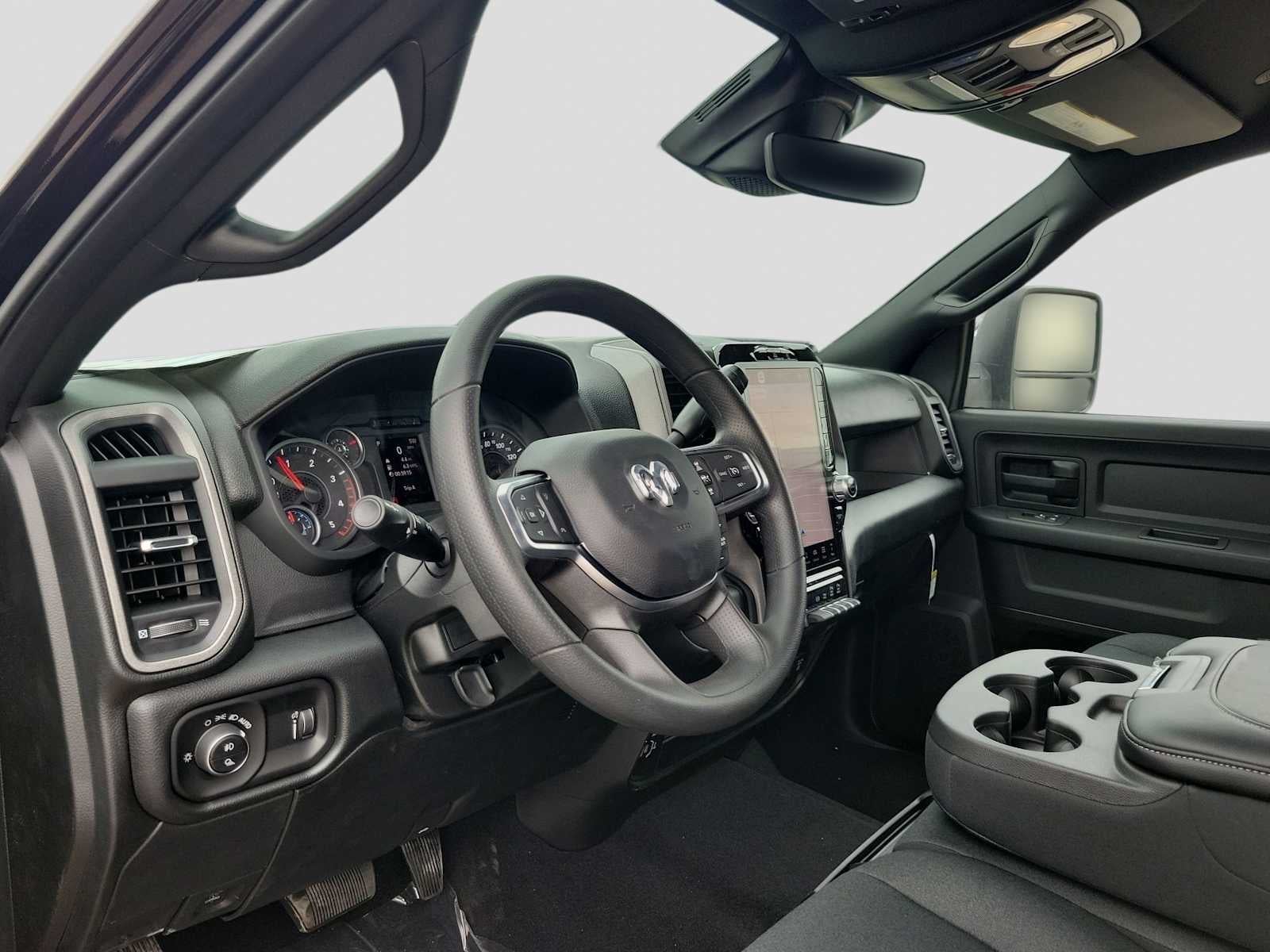 2026 RAM 3500 RAM 3500 TRADESMAN CREW CAB 4X4 8' BOX
