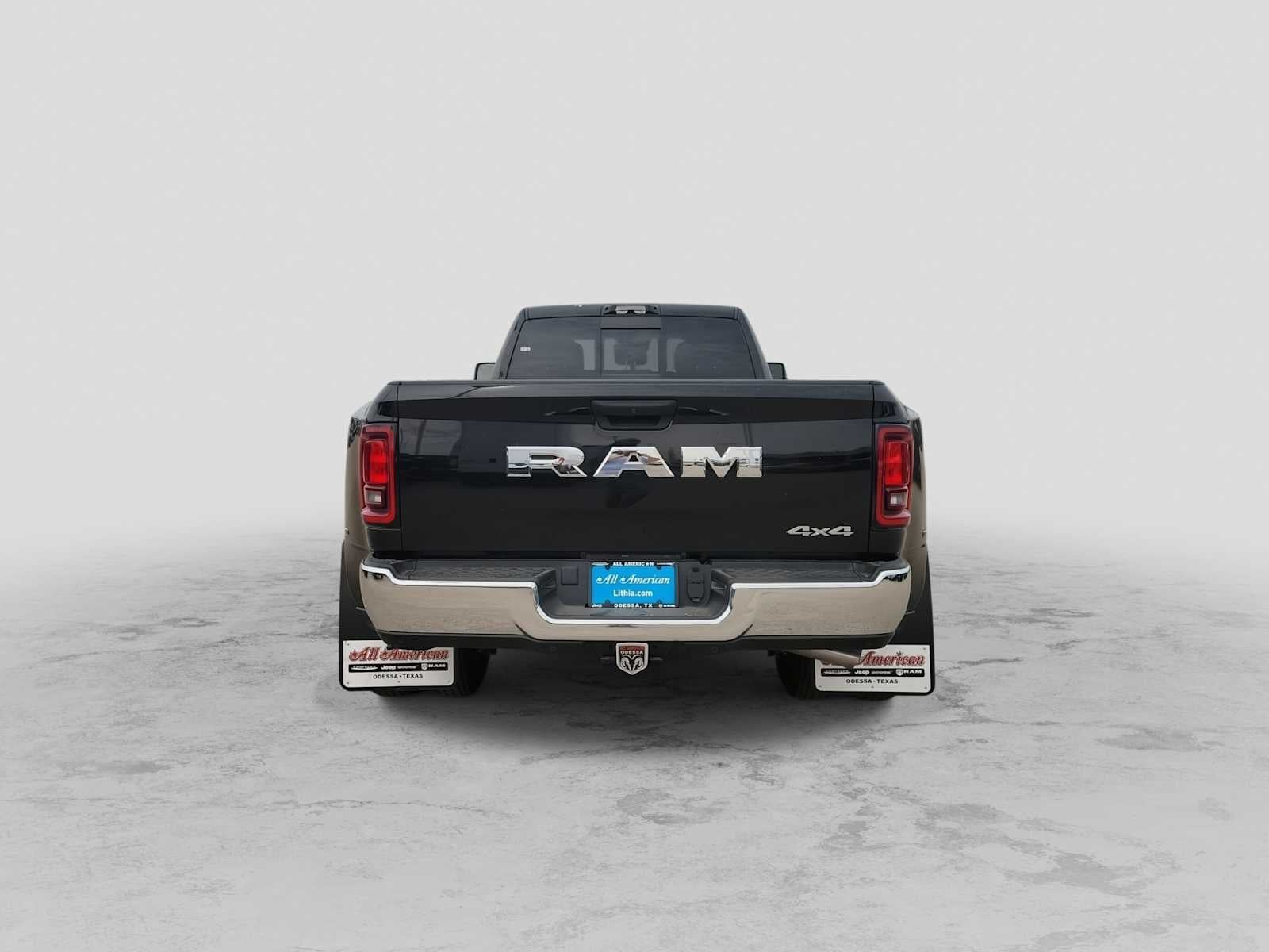 2026 RAM 3500 RAM 3500 TRADESMAN CREW CAB 4X4 8' BOX