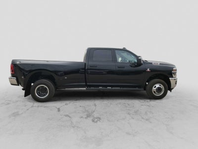 2026 RAM 3500 RAM 3500 TRADESMAN CREW CAB 4X4 8' BOX