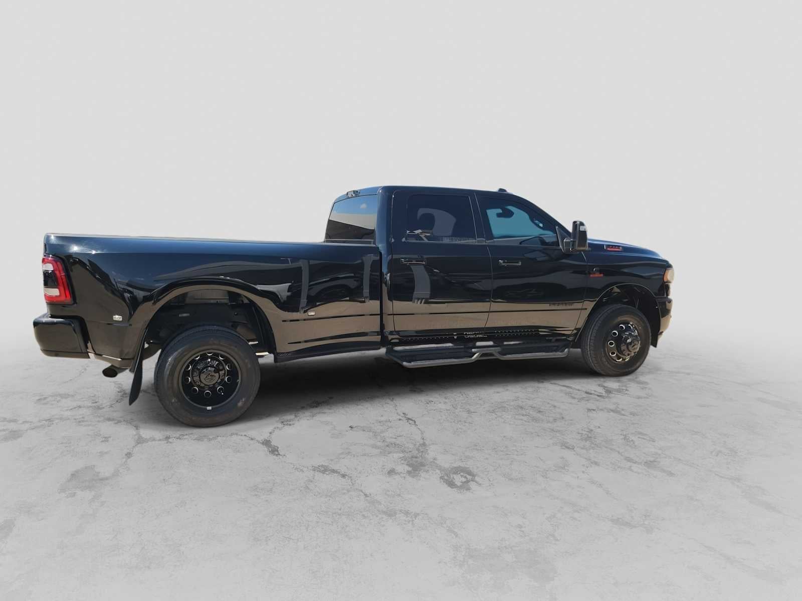 2024 RAM Ram 3500 Big Horn Crew Cab 4x4 8' Box