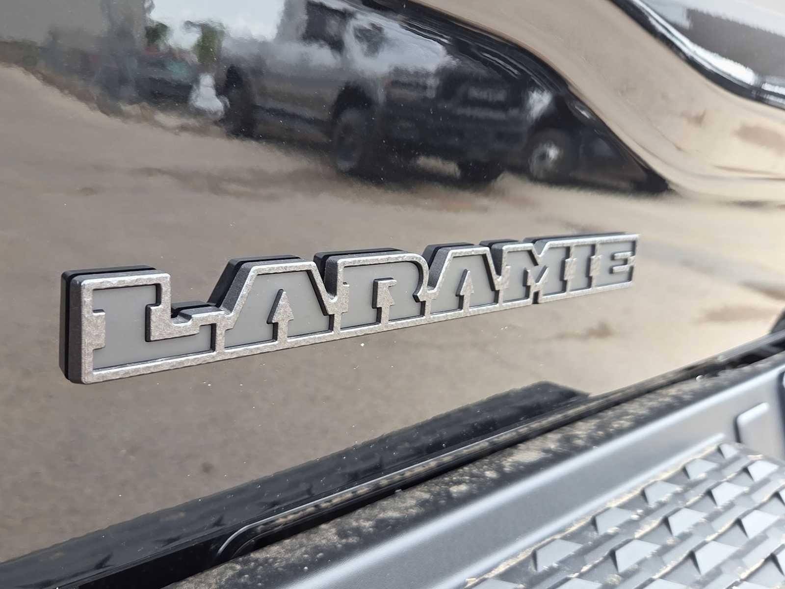 2026 RAM 3500 RAM 3500 LARAMIE CREW CAB 4X4 8' BOX