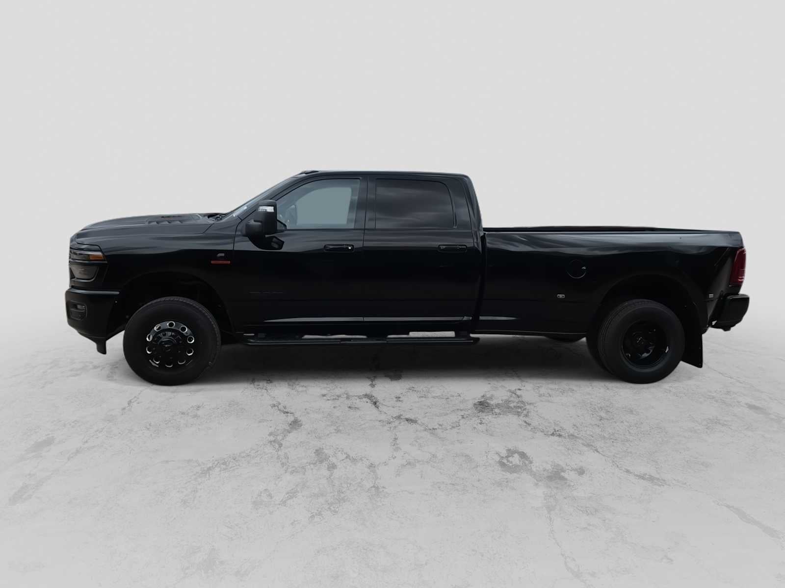 2026 RAM 3500 RAM 3500 LARAMIE CREW CAB 4X4 8' BOX