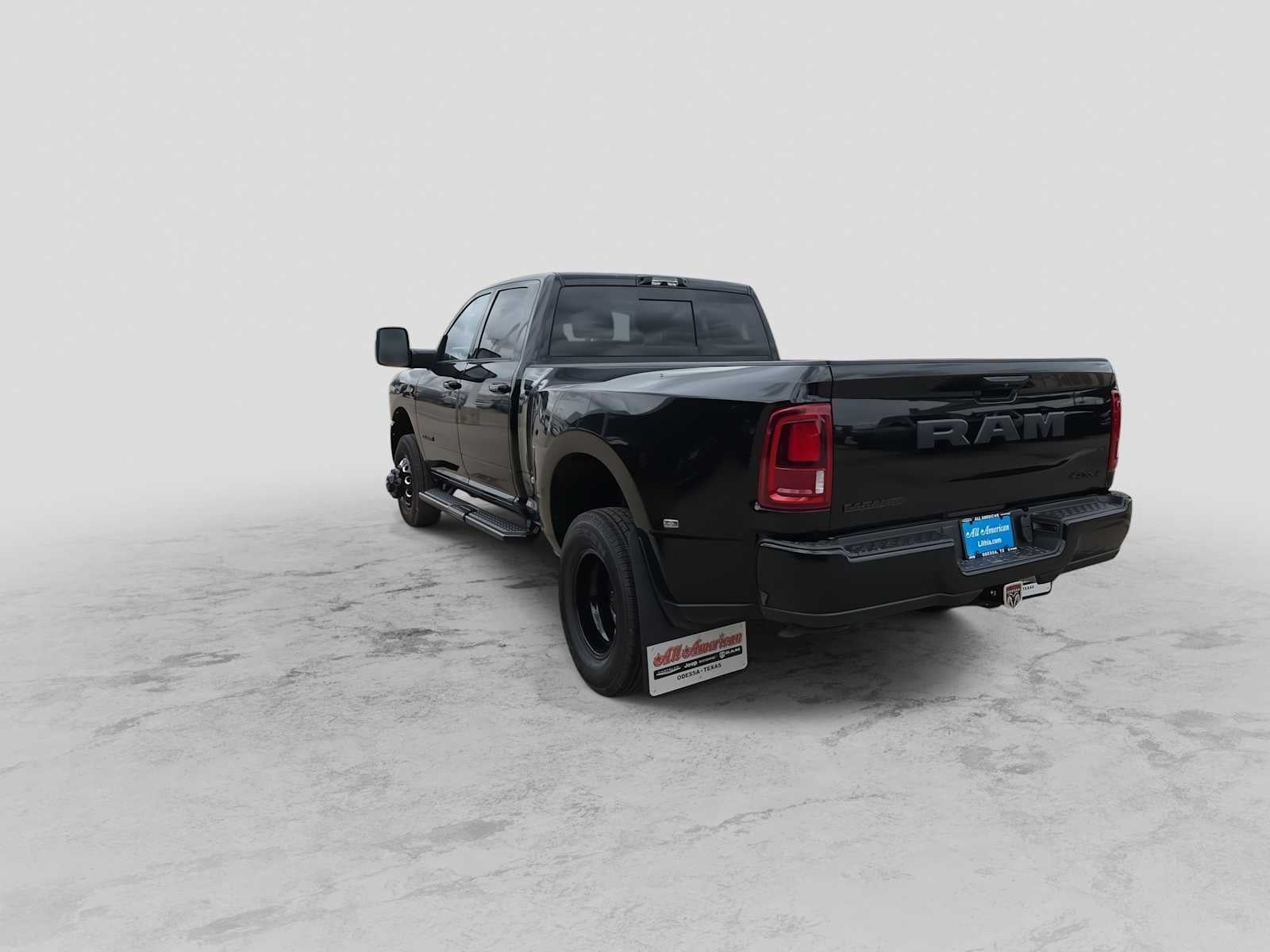 2026 RAM 3500 RAM 3500 LARAMIE CREW CAB 4X4 8' BOX