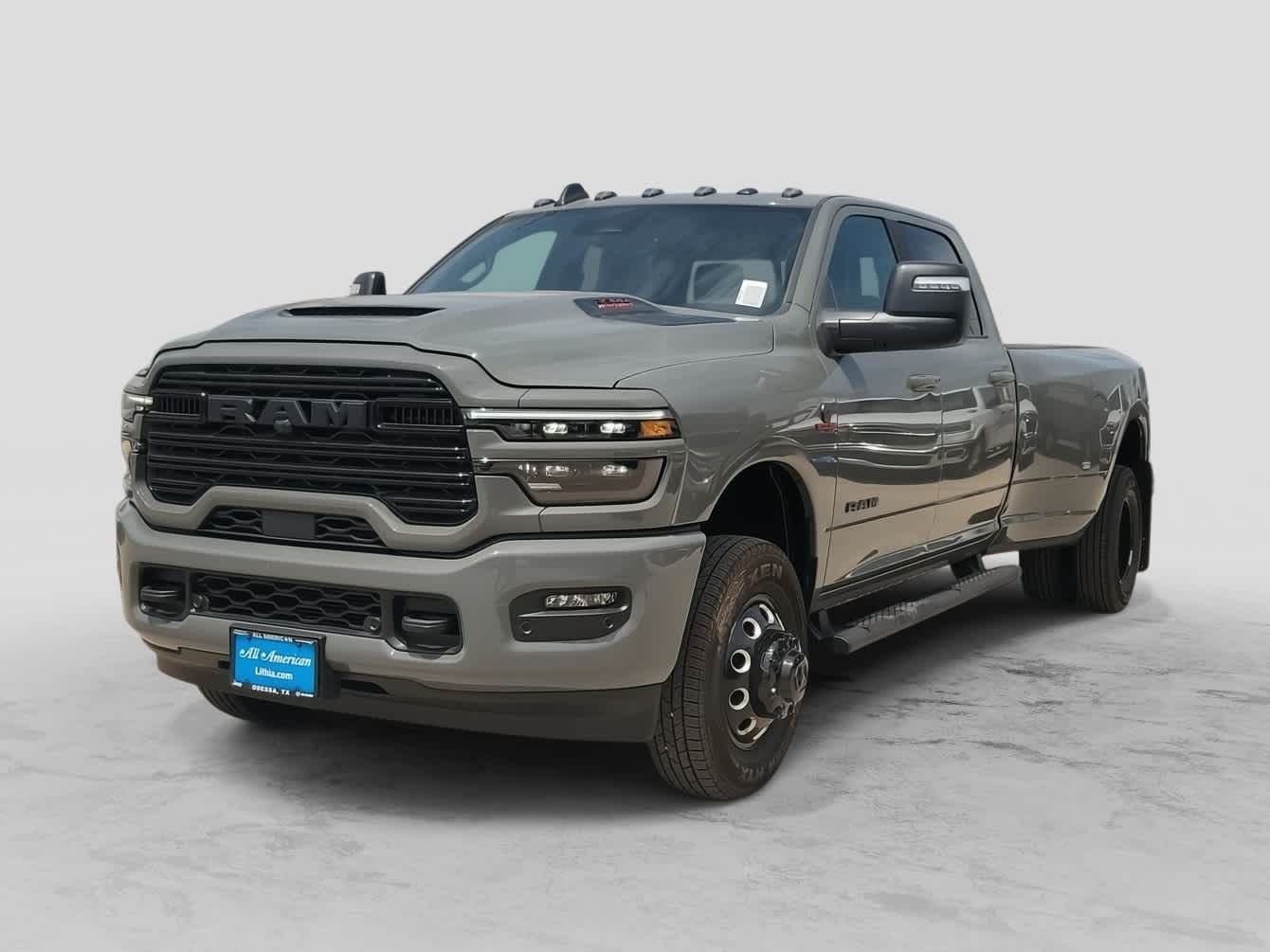 2026 RAM 3500 RAM 3500 LARAMIE CREW CAB 4X4 8' BOX