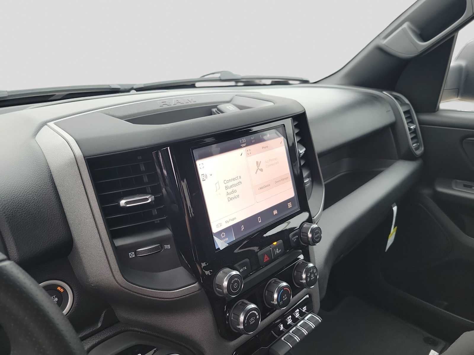 2026 RAM Ram 1500 RAM 1500 EXPRESS CREW CAB 4X2 5'7' BOX