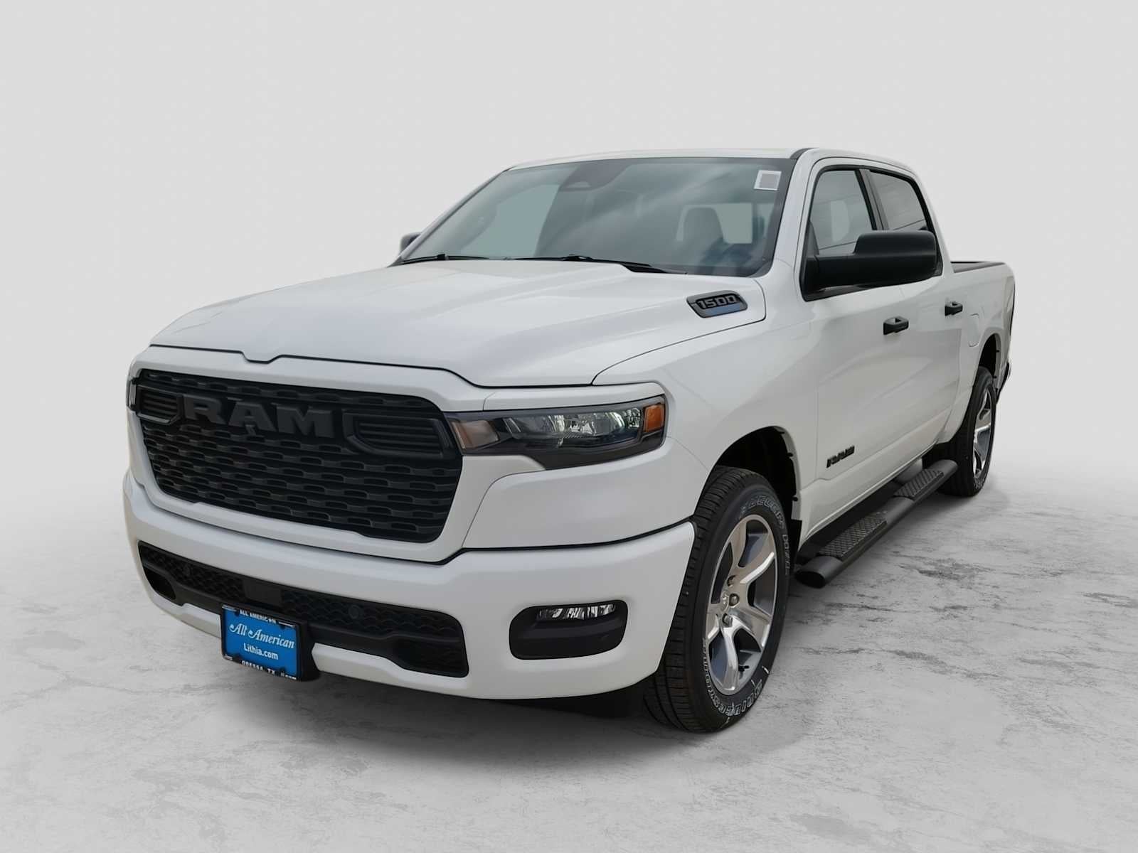 2026 RAM 1500 Express Crew Cab 5'7's photo