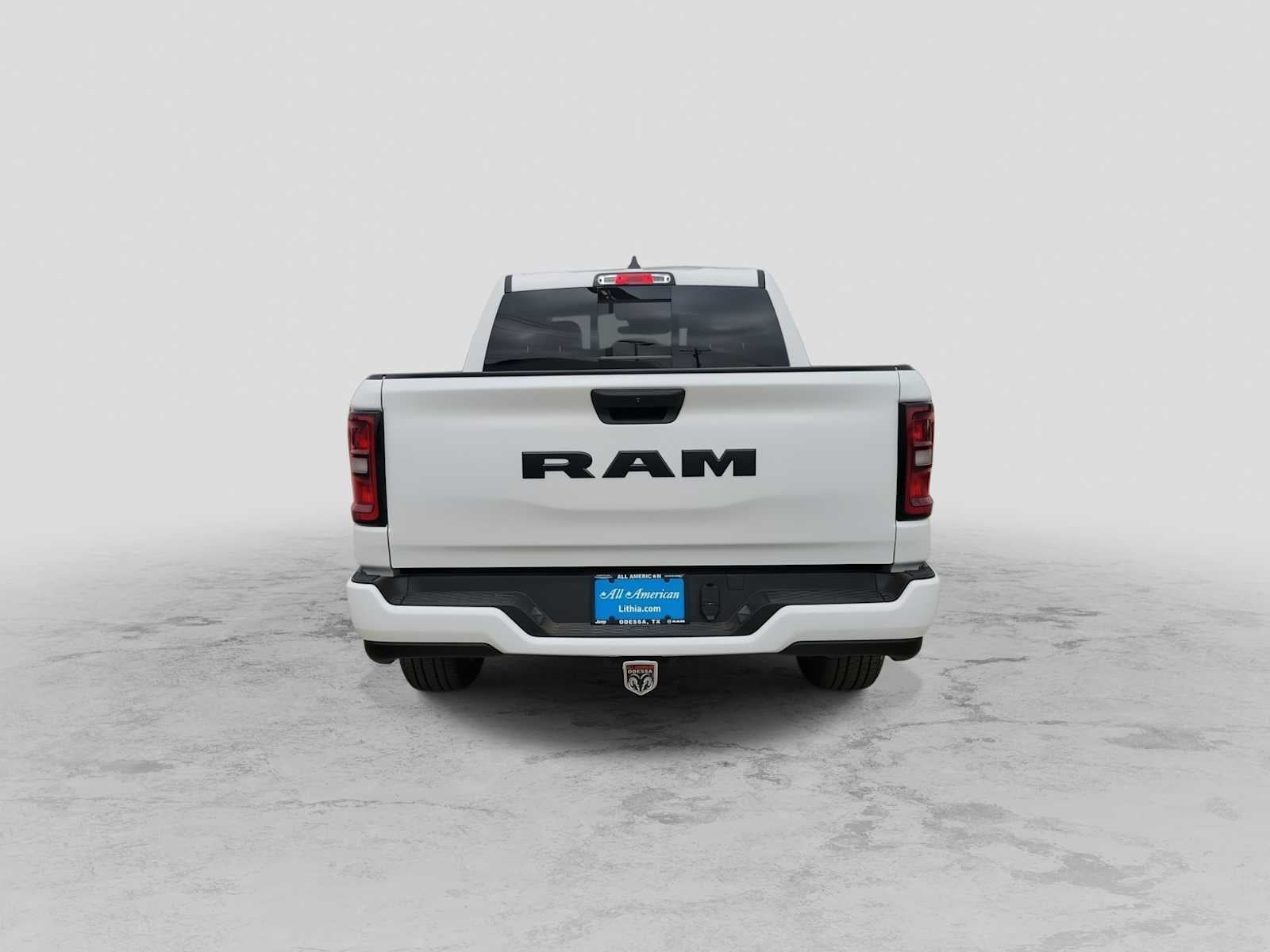2026 RAM 1500 RAM 1500 EXPRESS CREW CAB 4X2 5'7' BOX