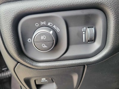 2026 RAM 1500 RAM 1500 EXPRESS CREW CAB 4X2 5'7' BOX