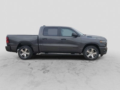 2026 RAM 1500 RAM 1500 EXPRESS CREW CAB 4X2 5'7' BOX