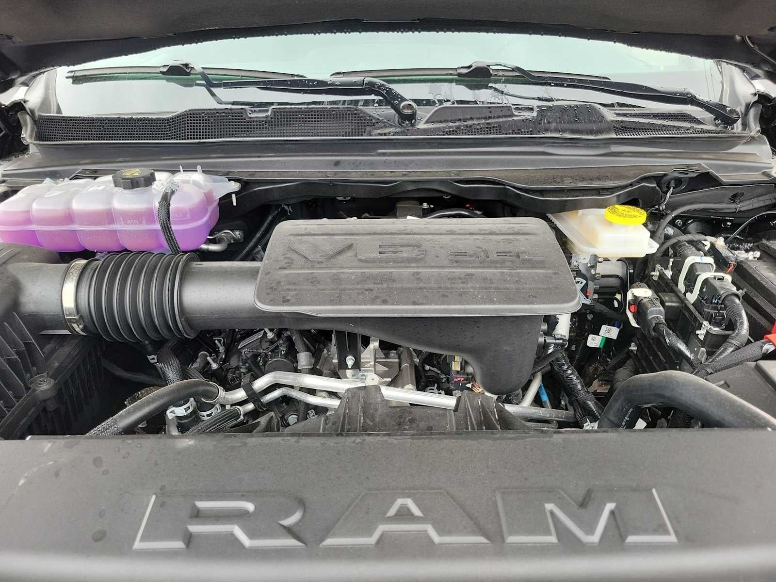 2026 RAM 1500 RAM 1500 LONE STAR CREW CAB 4X4 5'7' BOX