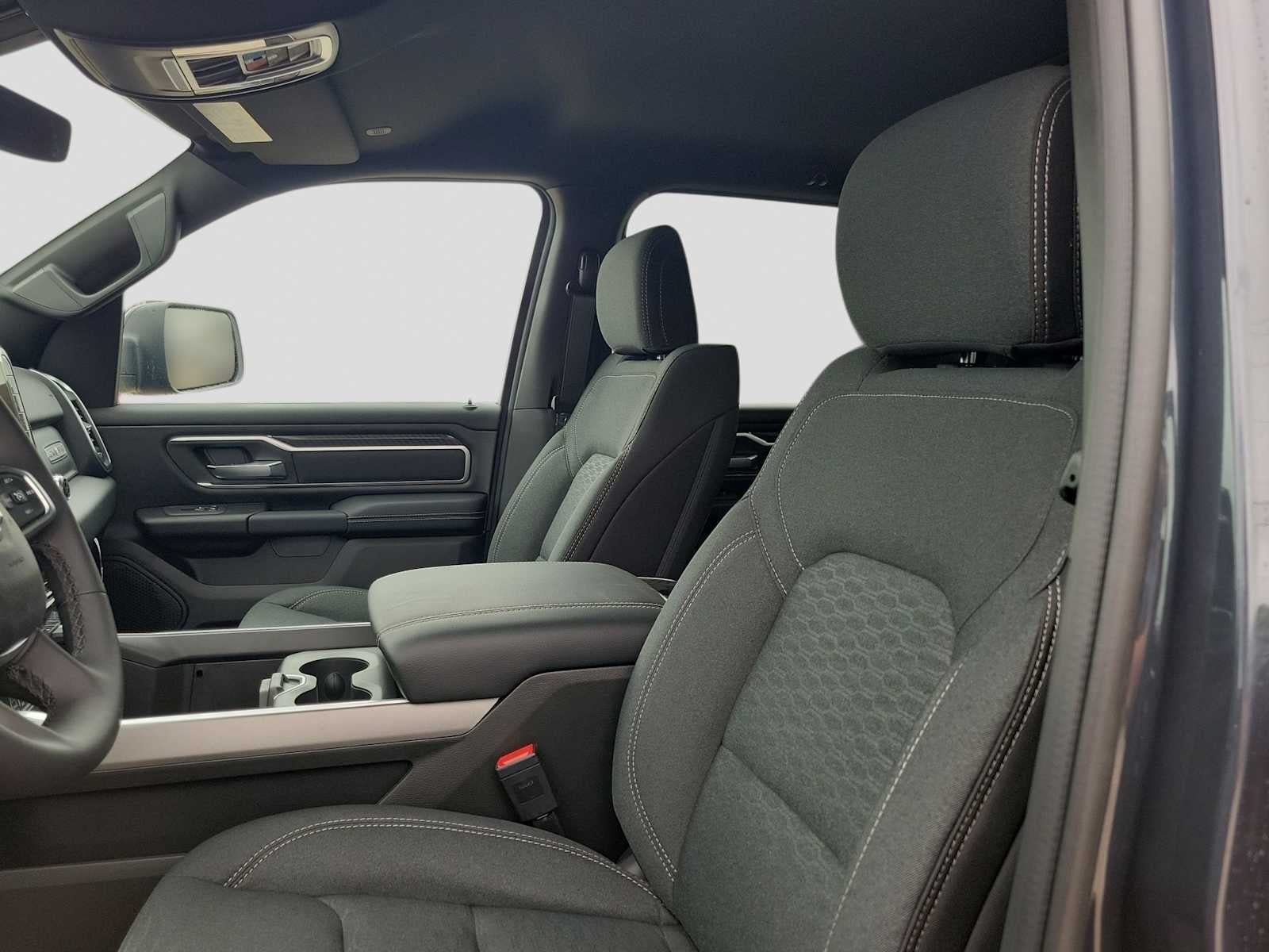 2026 RAM 1500 RAM 1500 LONE STAR CREW CAB 4X4 5'7' BOX