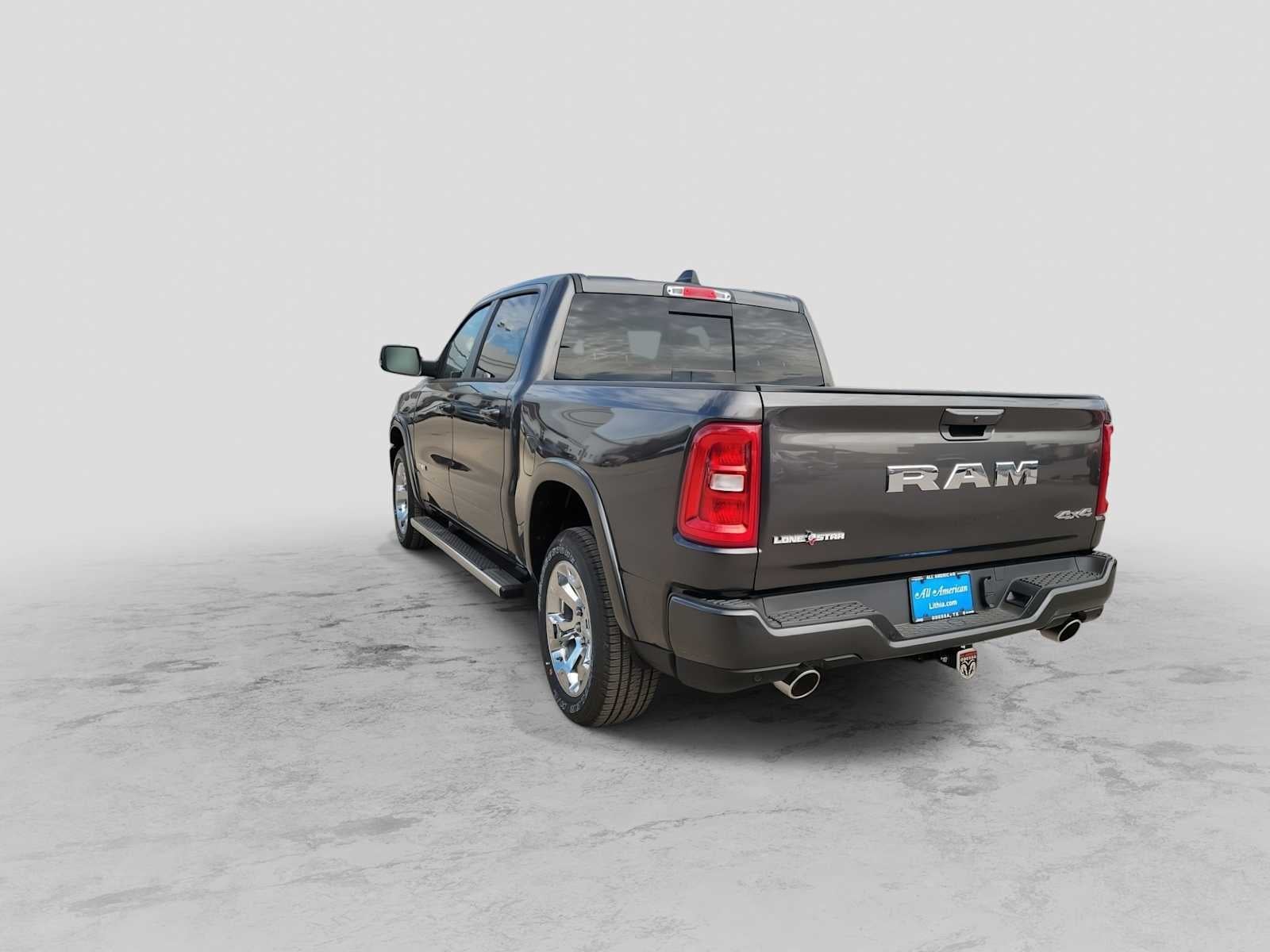 2026 RAM 1500 RAM 1500 LONE STAR CREW CAB 4X4 5'7' BOX