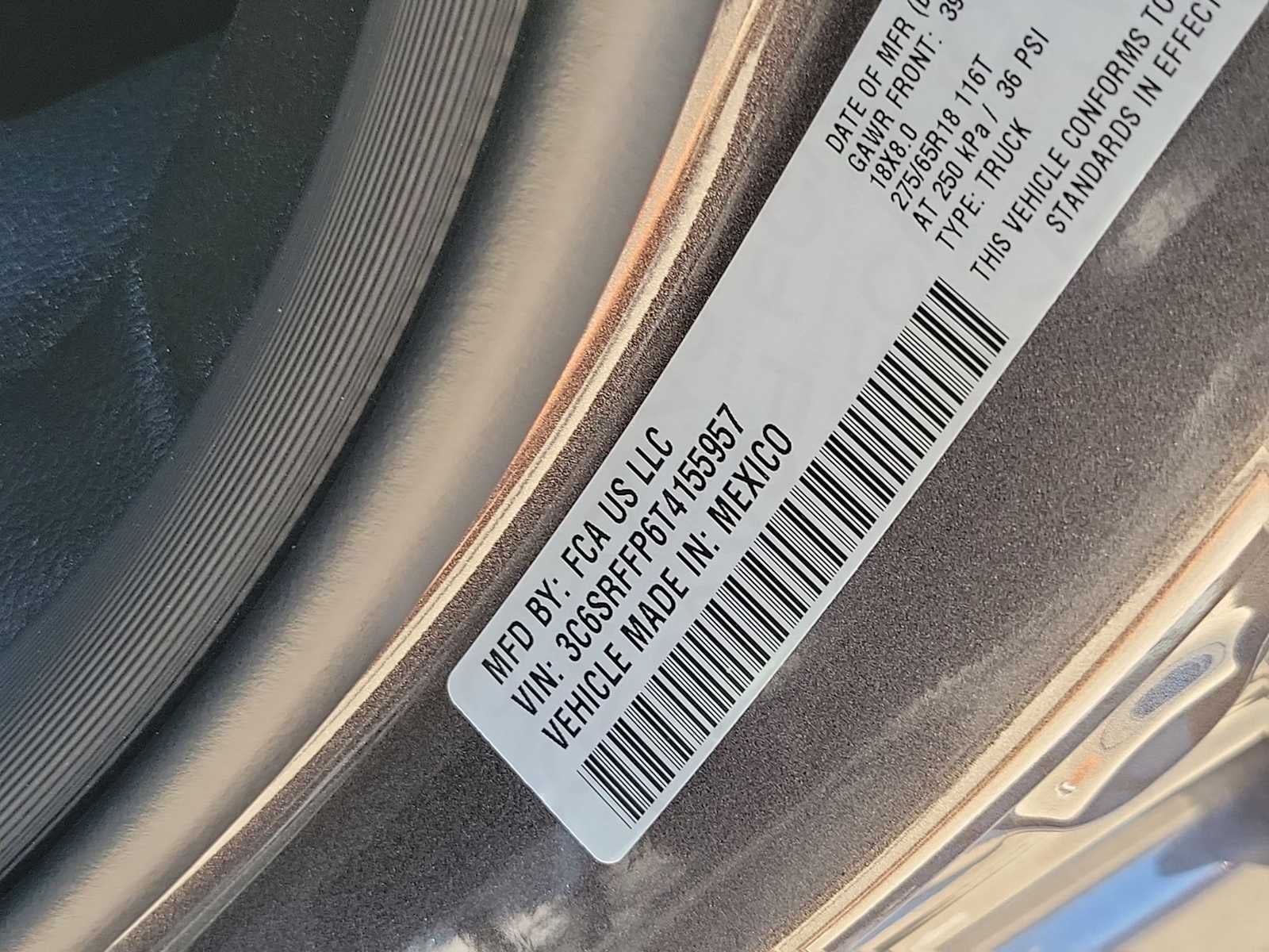 2026 RAM 1500 RAM 1500 LONE STAR CREW CAB 4X4 5'7' BOX