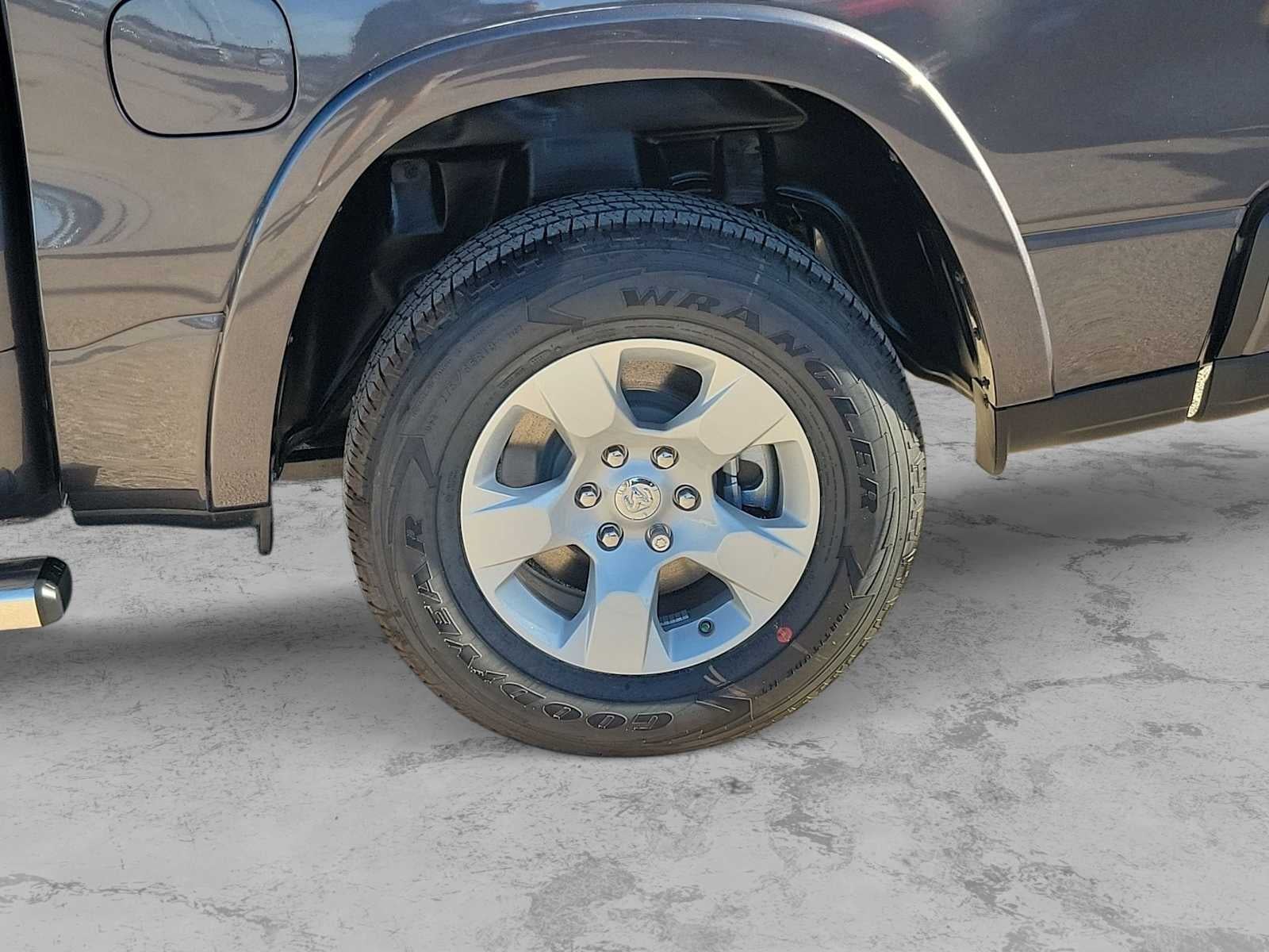 2026 RAM 1500 RAM 1500 LONE STAR CREW CAB 4X4 5'7' BOX