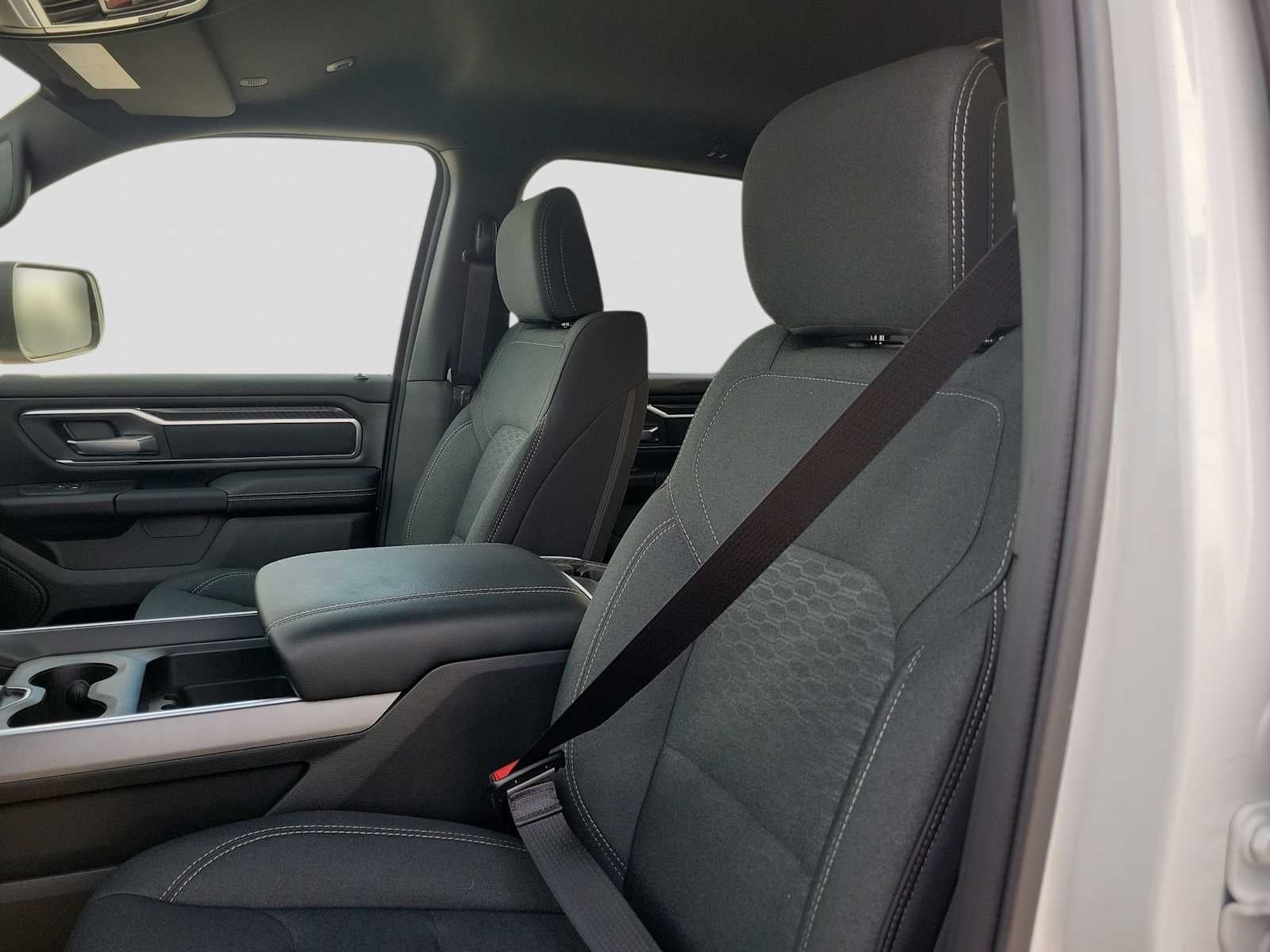 2026 RAM 1500 RAM 1500 LONE STAR CREW CAB 4X4 5'7' BOX