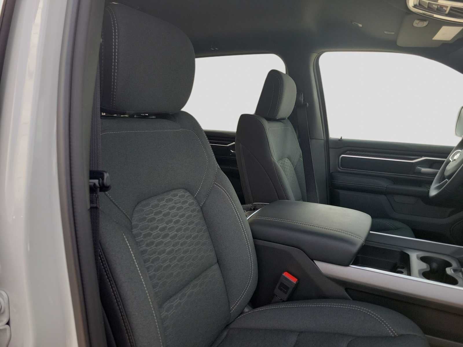 2026 RAM 1500 RAM 1500 LONE STAR CREW CAB 4X4 5'7' BOX