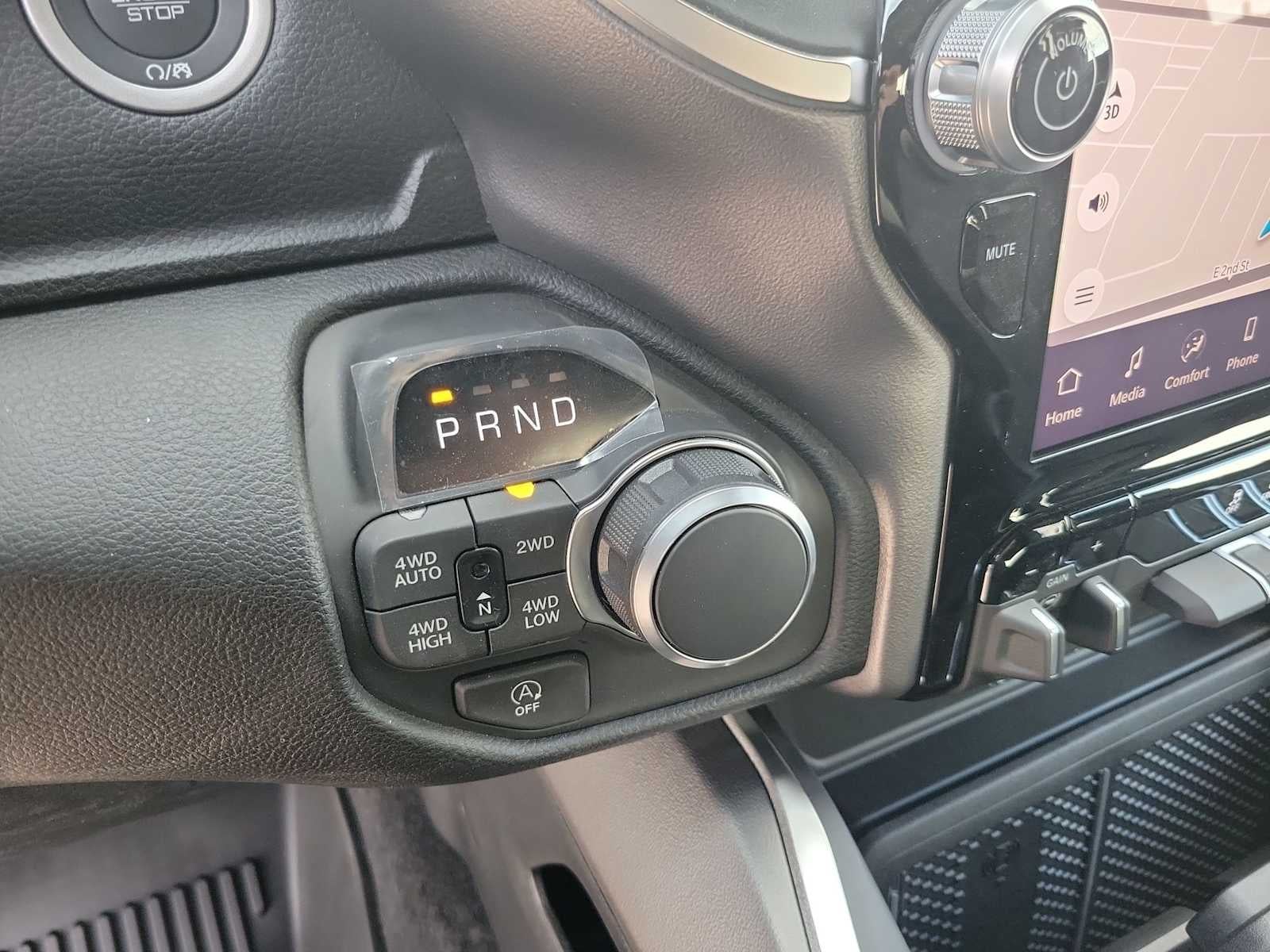 2026 RAM 1500 RAM 1500 LONE STAR CREW CAB 4X4 5'7' BOX