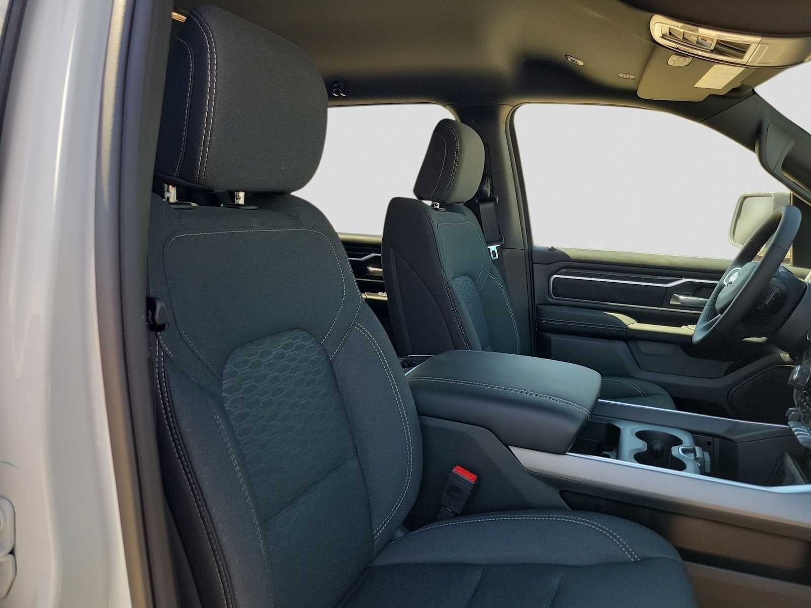 2026 RAM 1500 RAM 1500 LONE STAR CREW CAB 4X4 5'7' BOX