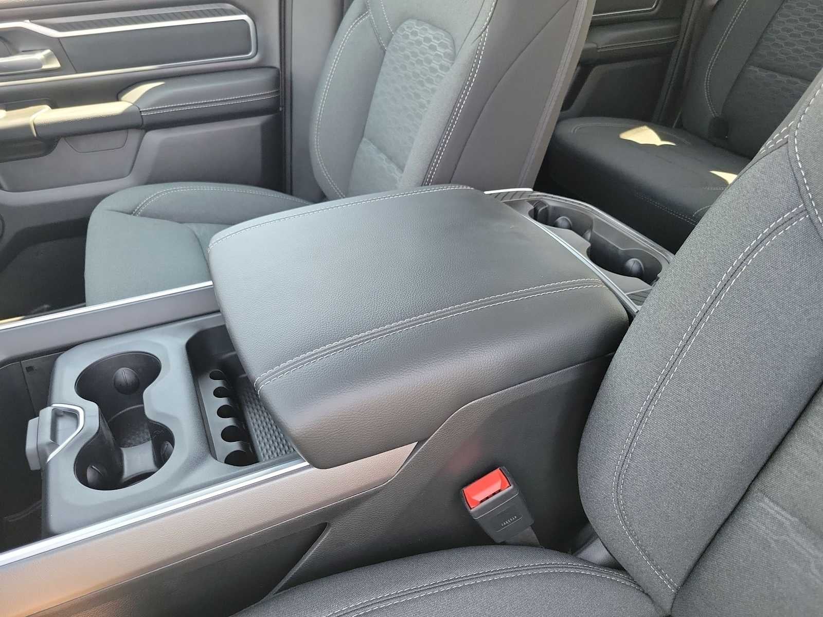 2026 RAM 1500 RAM 1500 LONE STAR CREW CAB 4X4 5'7' BOX