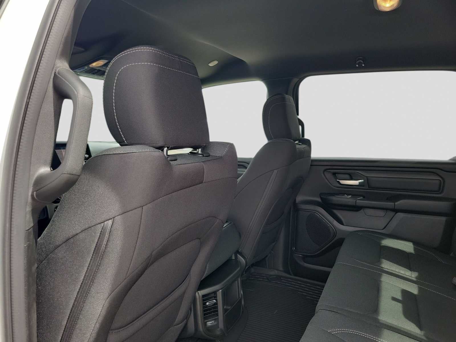 2026 RAM 1500 RAM 1500 WARLOCK CREW CAB 4X4 5'7' BOX
