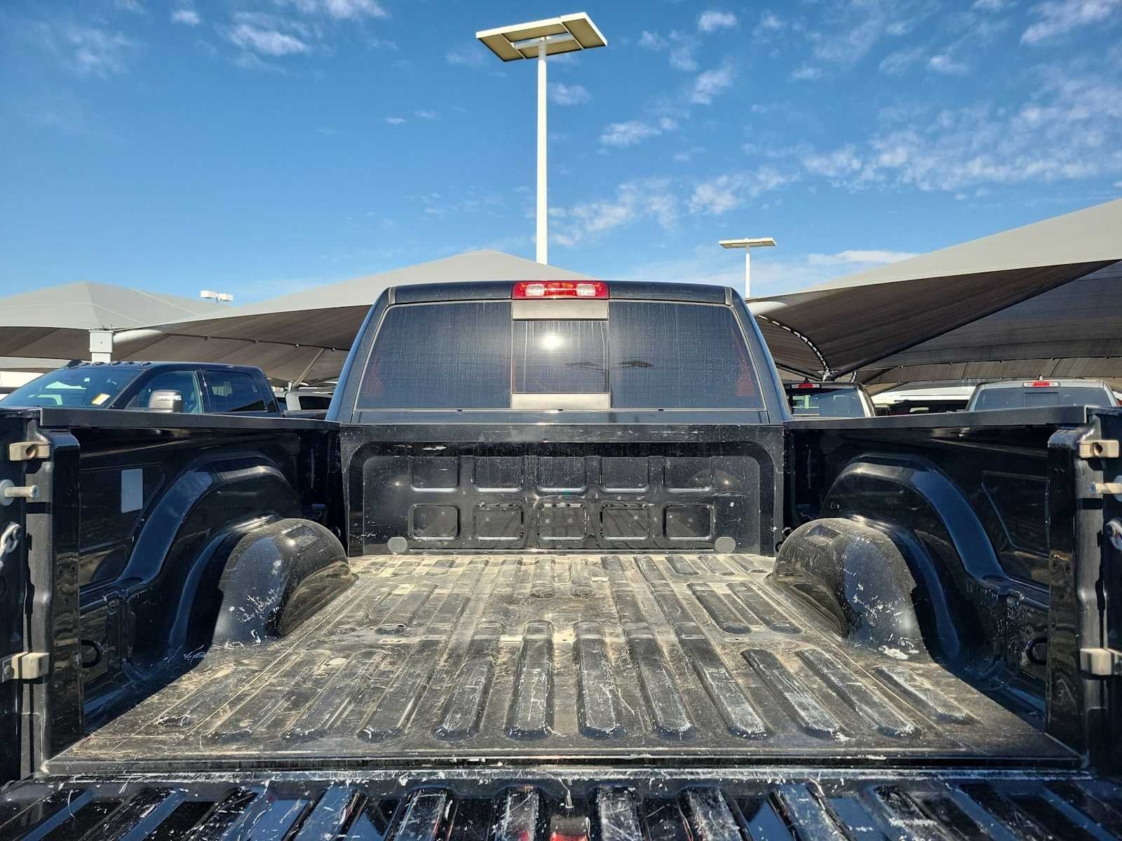 2022 RAM 2500 Tradesman Crew Cab 4x4 6'4' Box