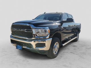 2022 RAM 2500 Tradesman Crew Cab 4x4 6'4' Box
