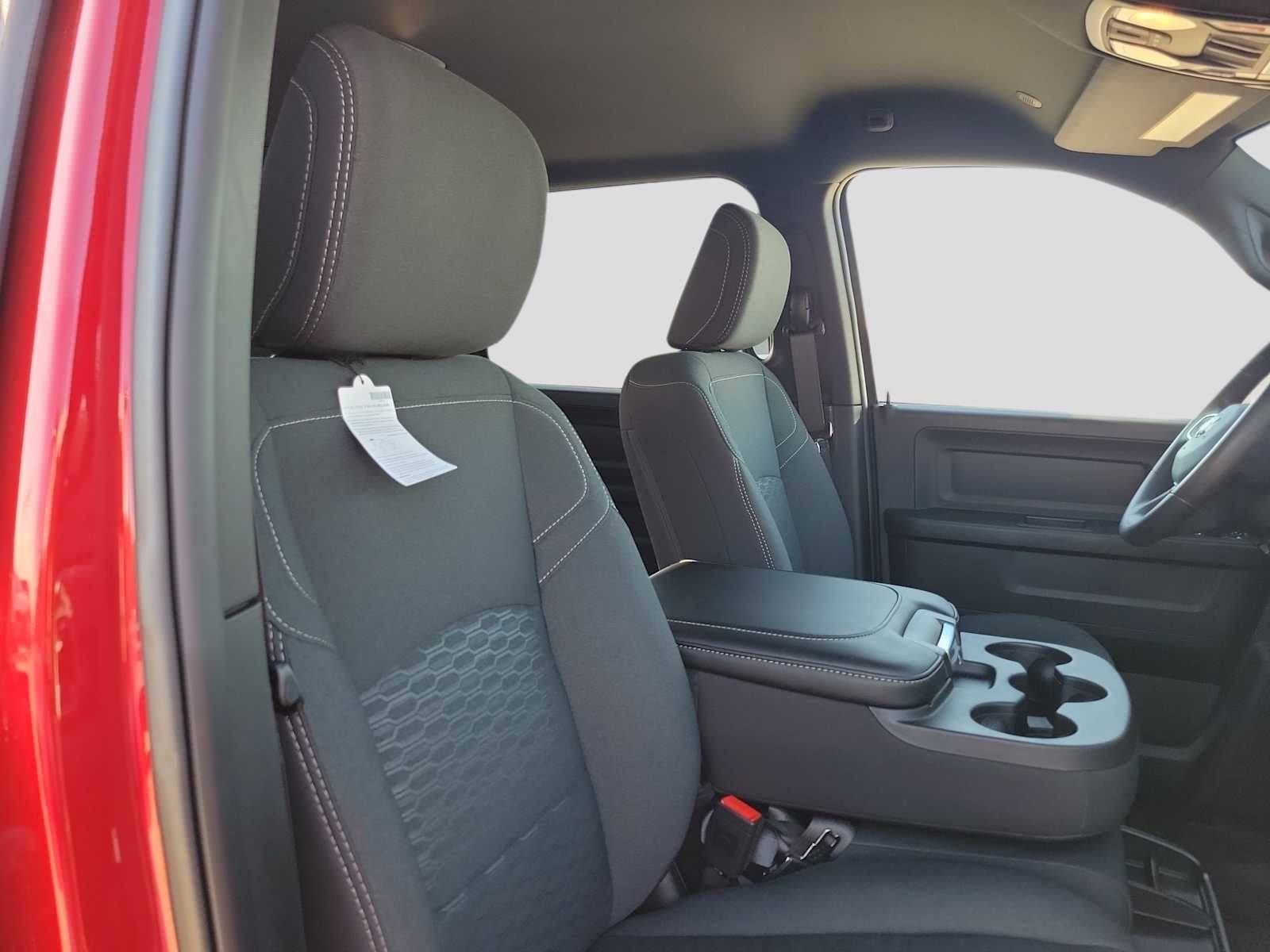 2026 RAM 2500 RAM 2500 TRADESMAN CREW CAB 4X4 6'4' BOX