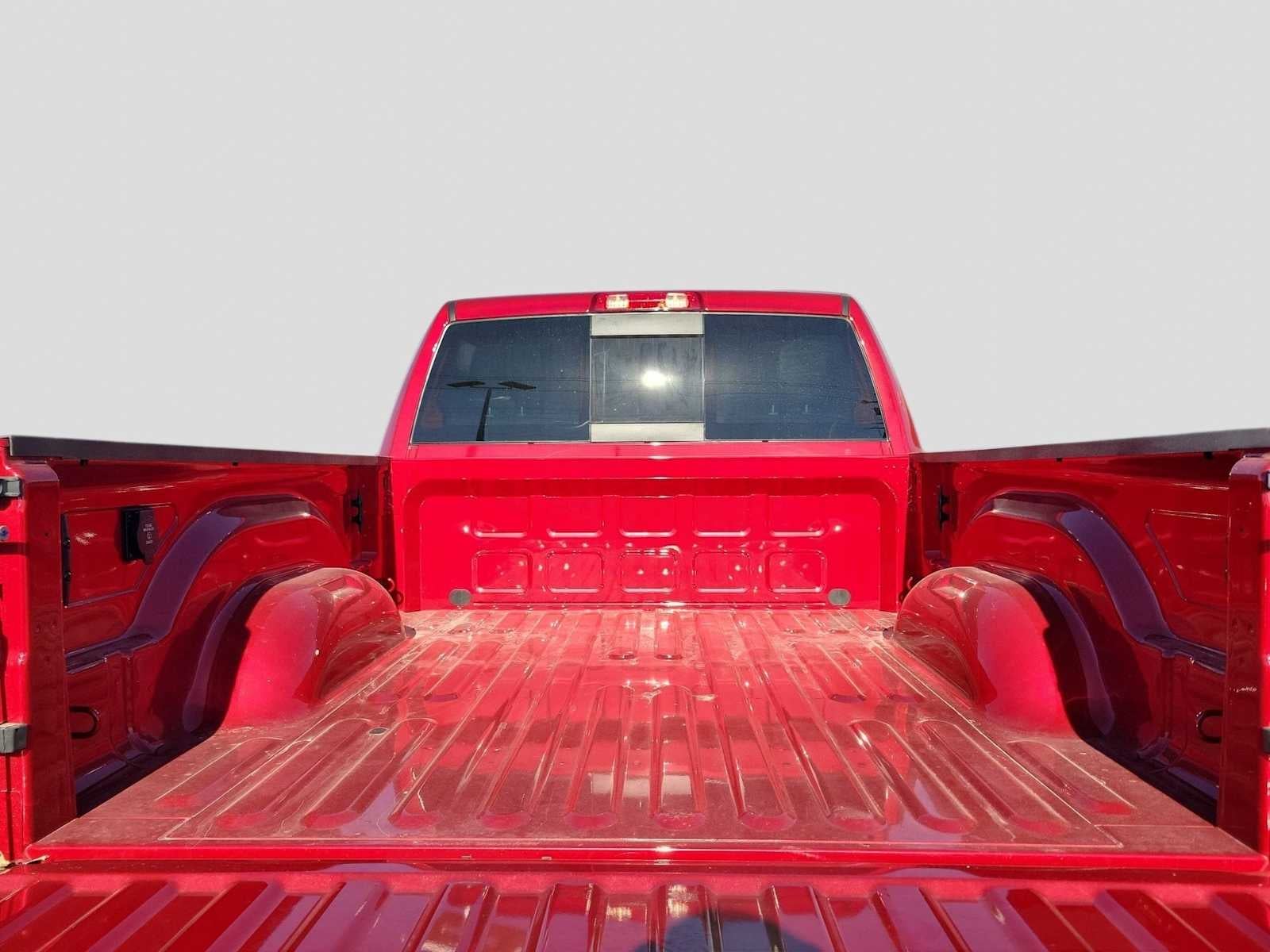 2026 RAM 2500 RAM 2500 TRADESMAN CREW CAB 4X4 6'4' BOX