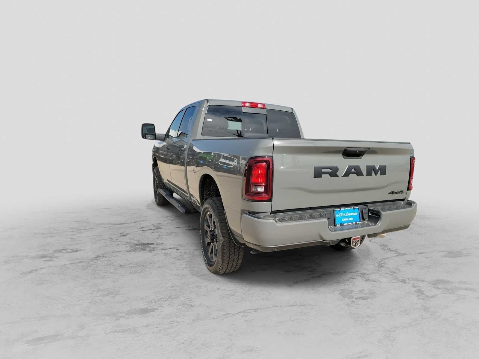 2026 RAM Ram 2500 RAM 2500 BLACK EXPRESS CREW CAB 4X4 6'4' BOX