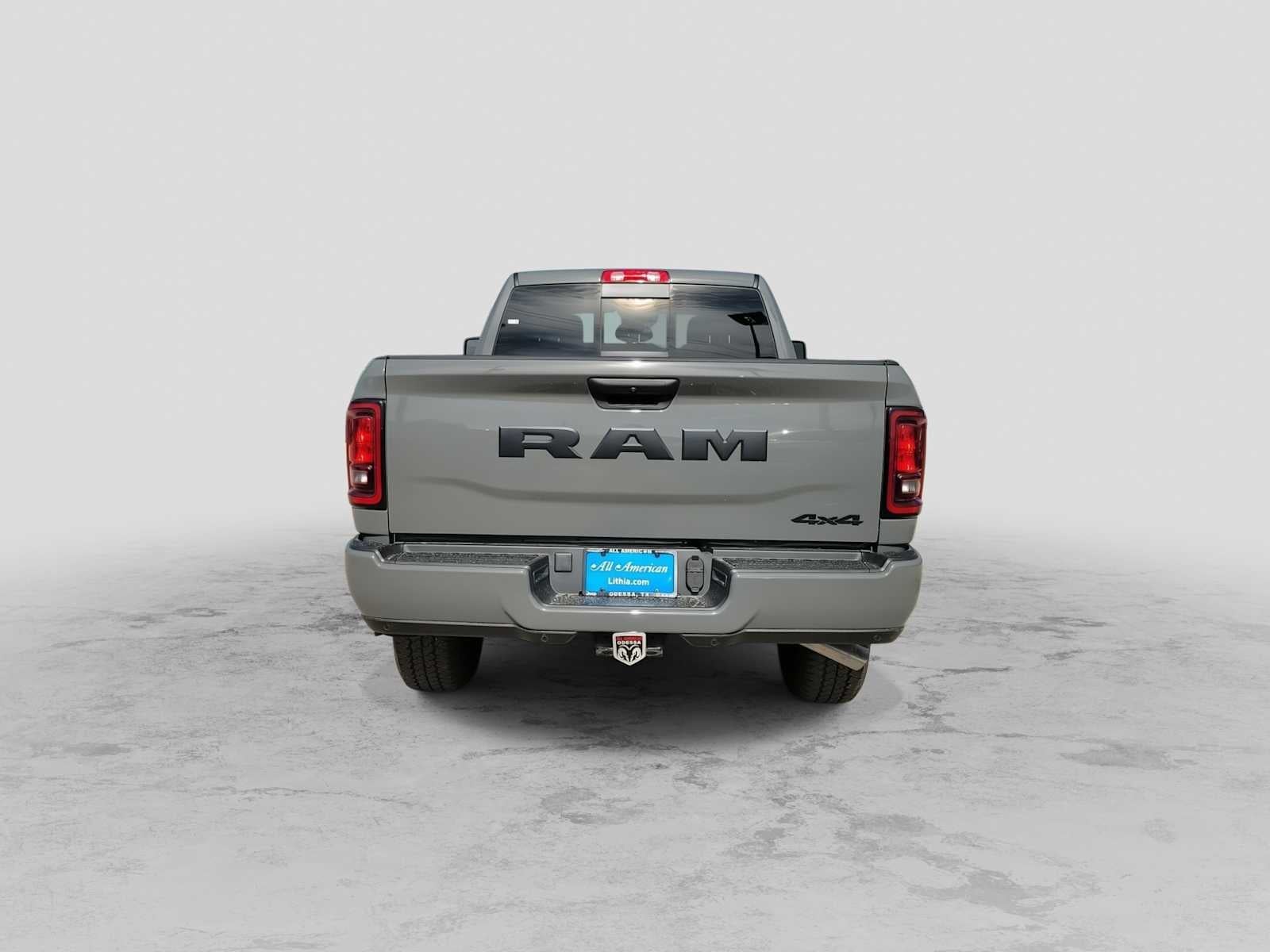 2026 RAM Ram 2500 RAM 2500 BLACK EXPRESS CREW CAB 4X4 6'4' BOX