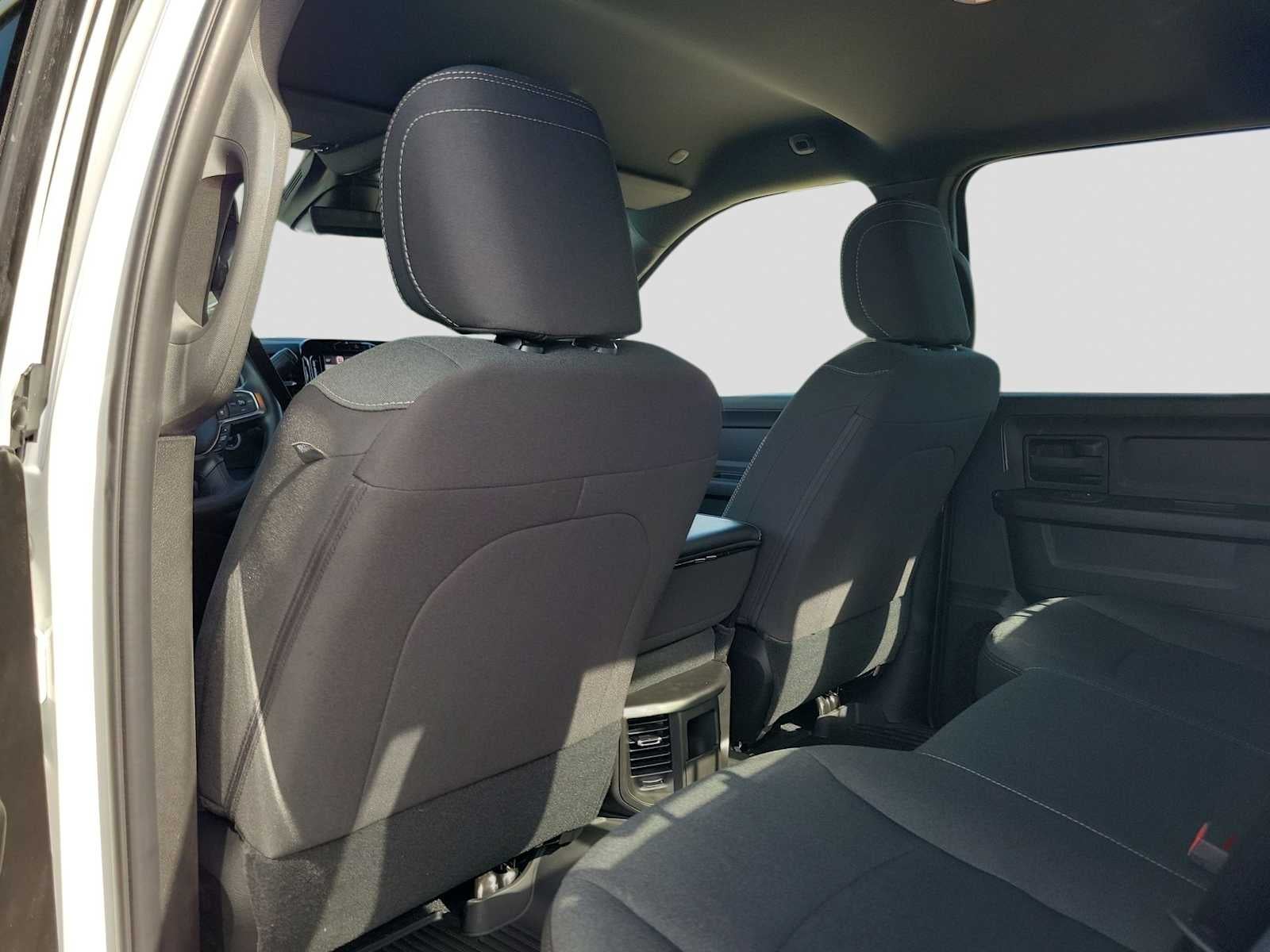 2026 RAM 2500 RAM 2500 WARLOCK CREW CAB 4X4 6'4' BOX