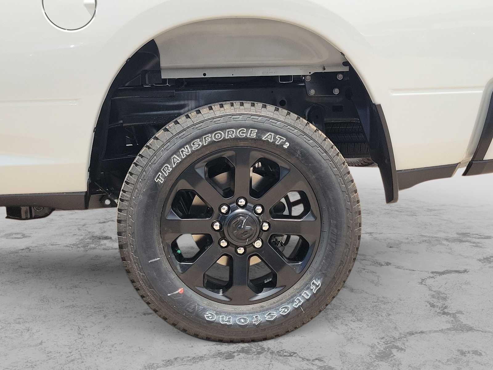 2026 RAM 2500 RAM 2500 BLACK EXPRESS CREW CAB 4X4 6'4' BOX