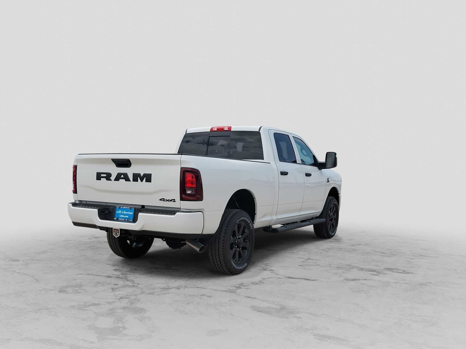 2026 RAM 2500 RAM 2500 BLACK EXPRESS CREW CAB 4X4 6'4' BOX