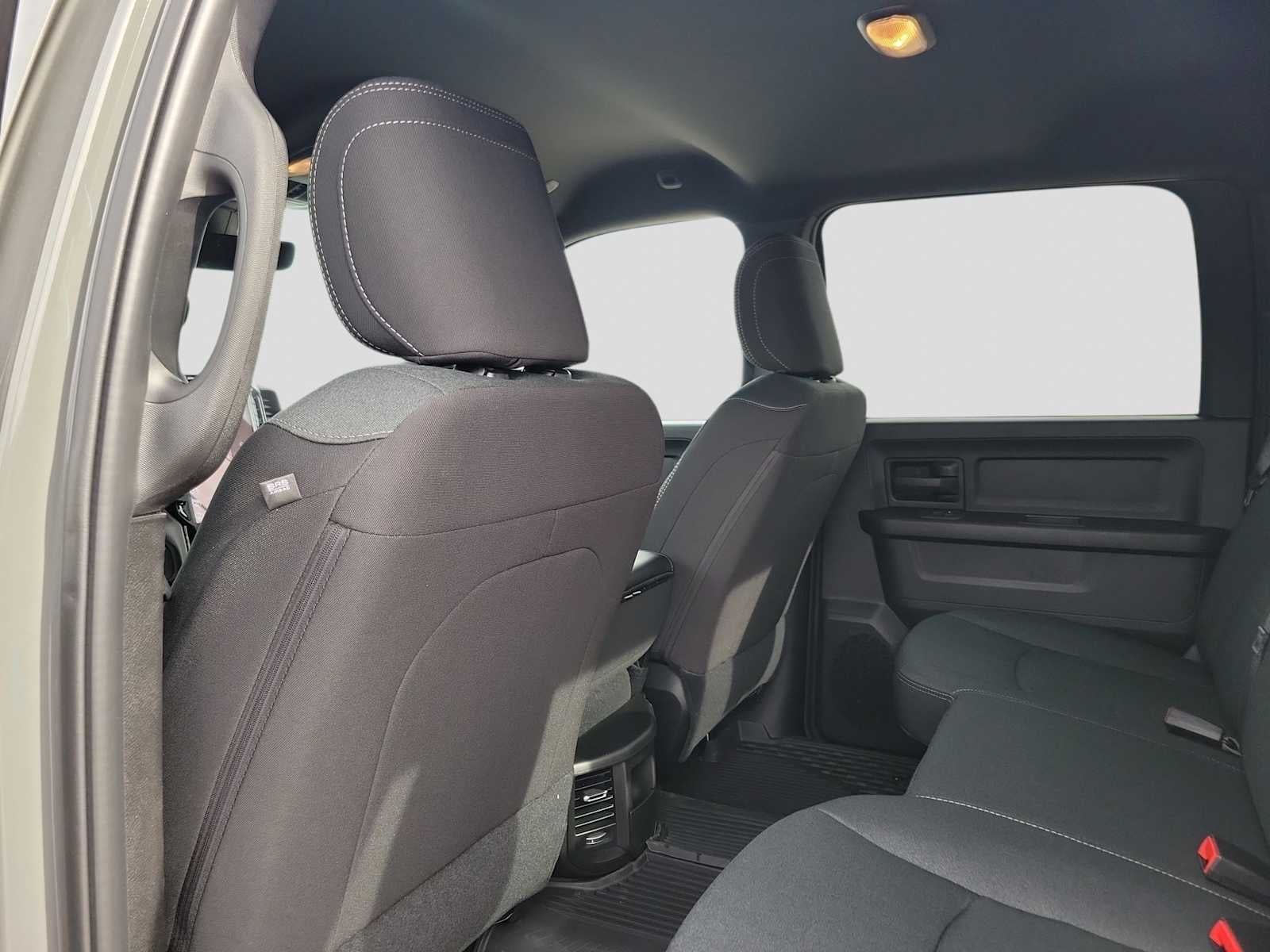 2026 RAM Ram 2500 RAM 2500 WARLOCK CREW CAB 4X4 6'4' BOX