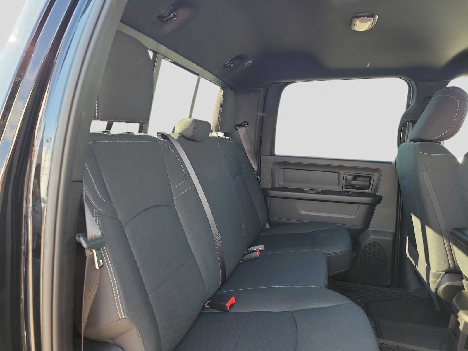 2026 RAM 2500 RAM 2500 WARLOCK CREW CAB 4X4 6'4' BOX