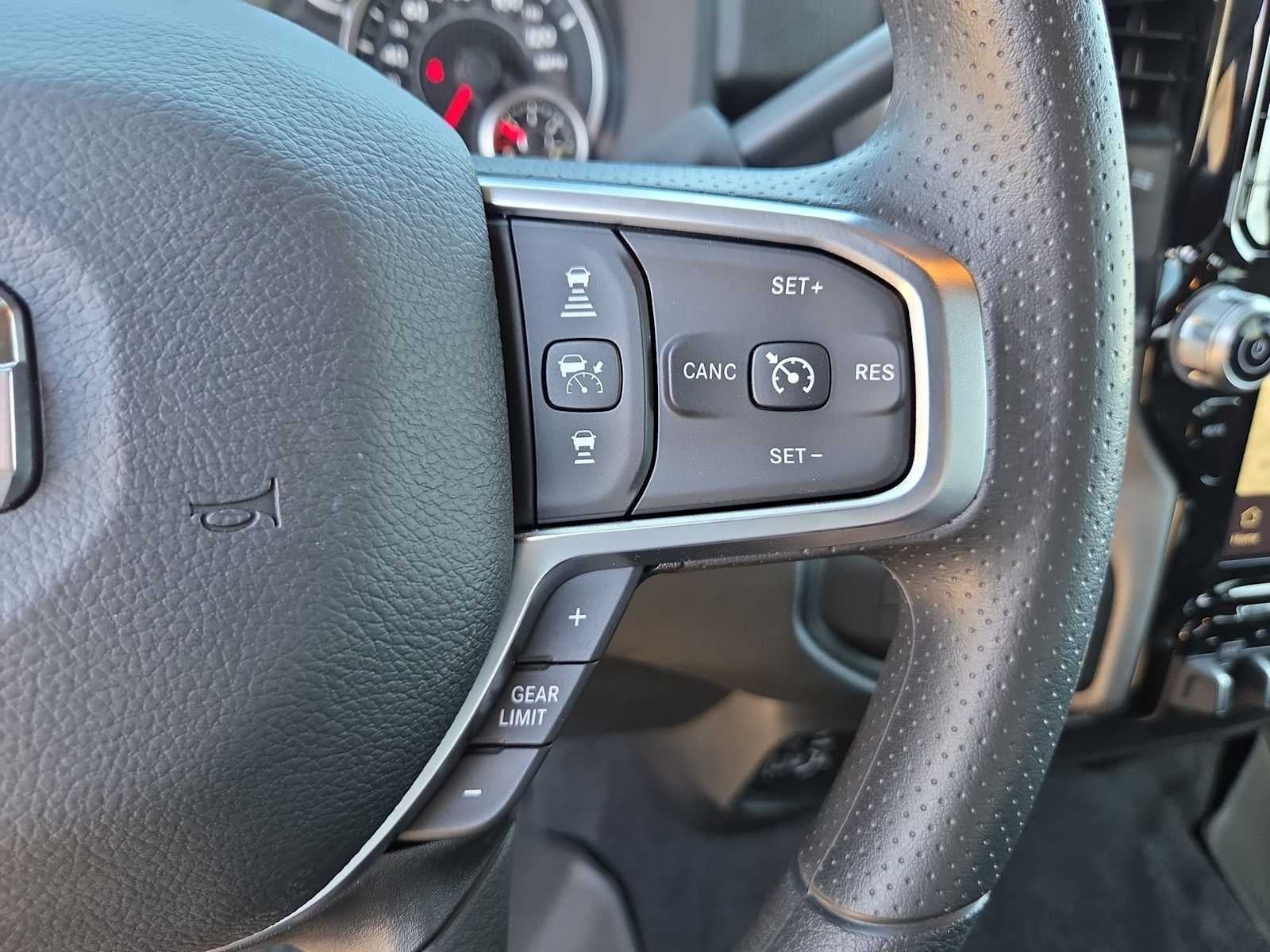 2026 RAM 2500 RAM 2500 WARLOCK CREW CAB 4X4 6'4' BOX