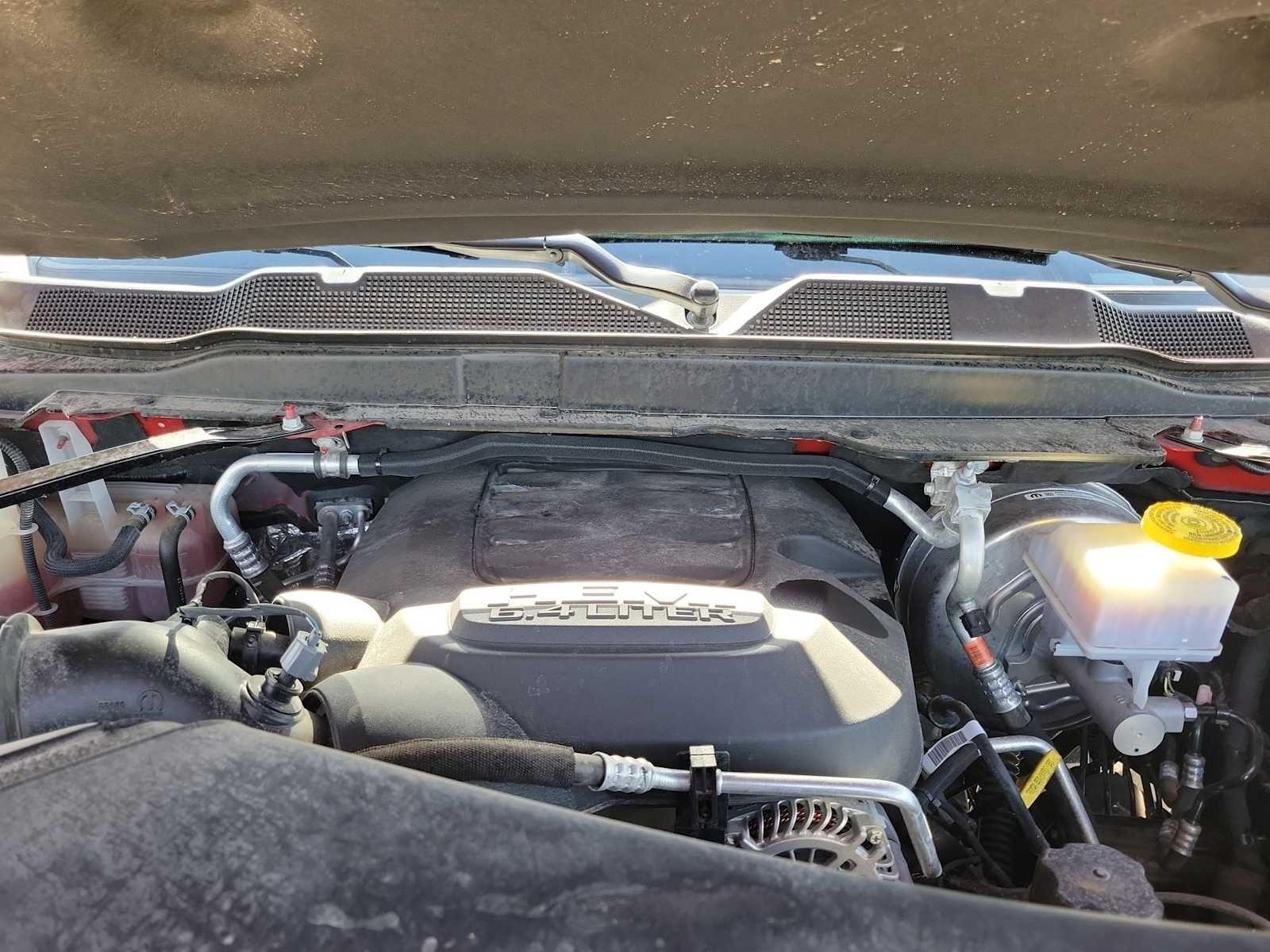 2024 RAM 2500 Big Horn Crew Cab 4x4 6'4' Box